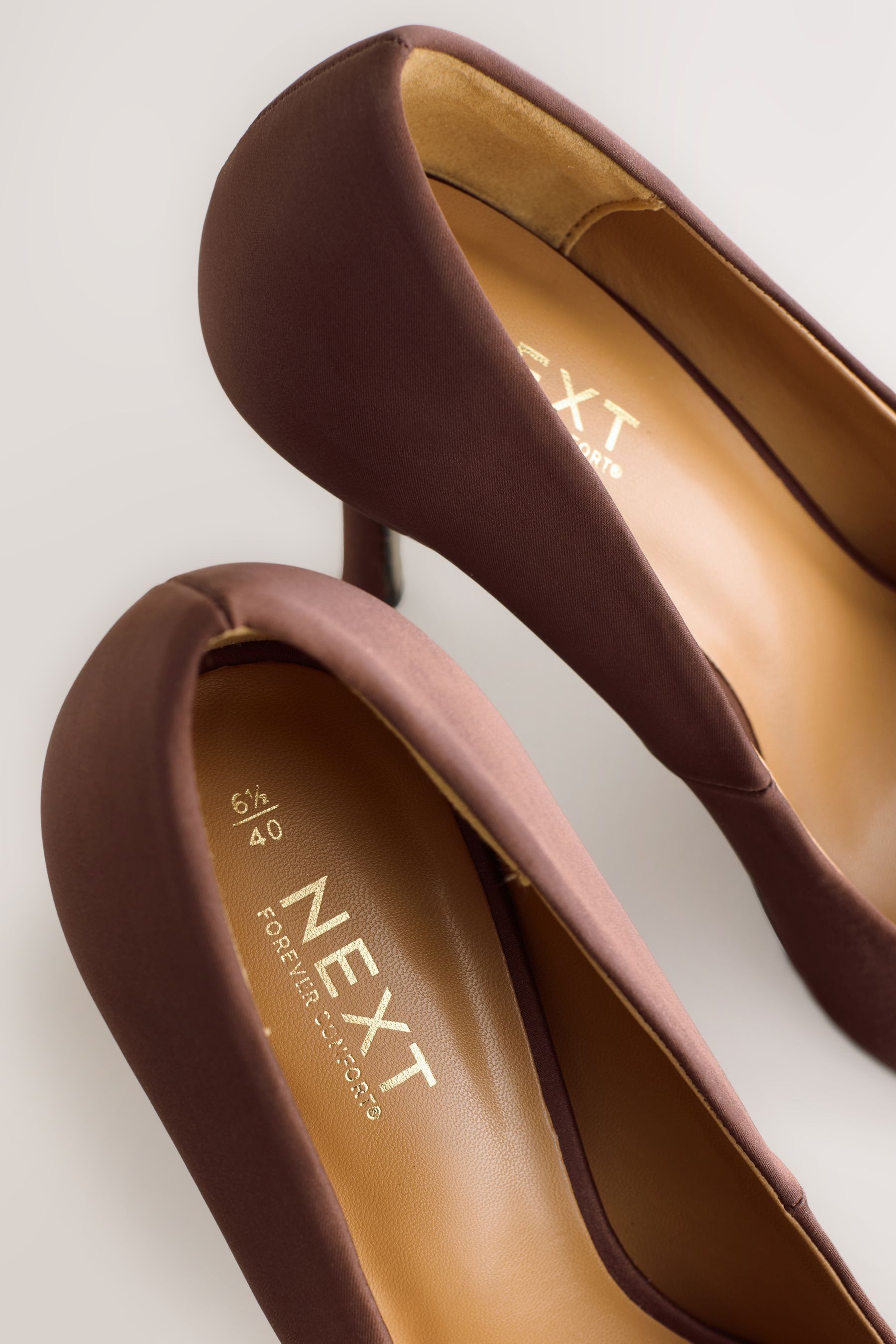 Next Forever Comfort® spitze Satin-Pumps mit Absatz High-Heel-Sandalette (1 günstig online kaufen