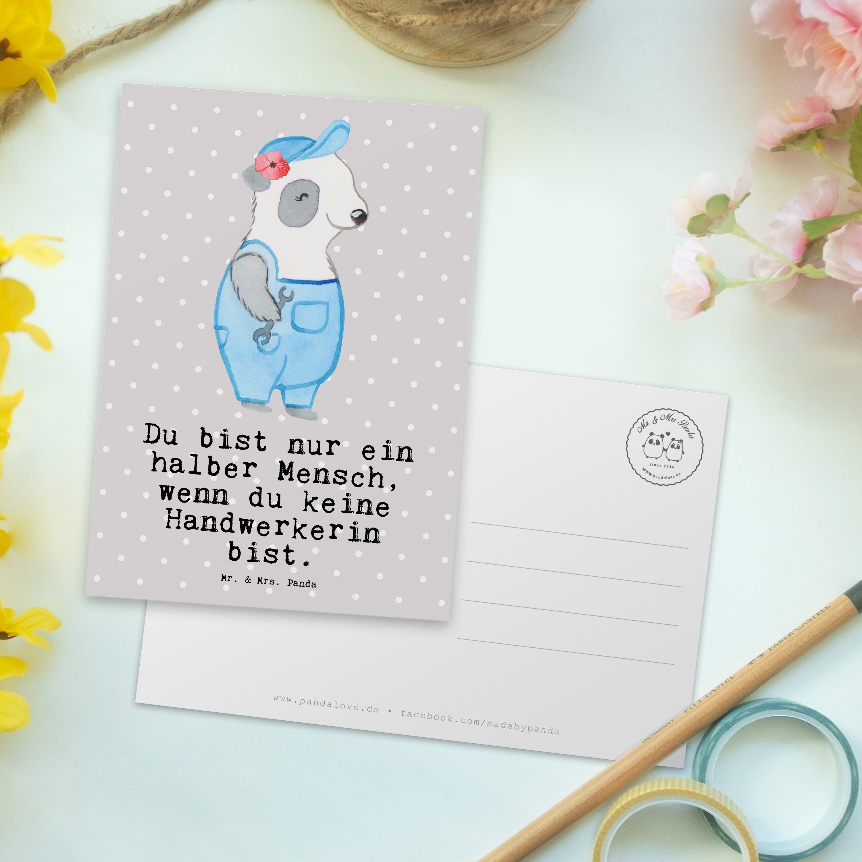 Handwerkerin Grau Herz Ge Pastell Postkarte Mrs. mit - Mr. & Handwerksbetrieb, Panda Geschenk, -