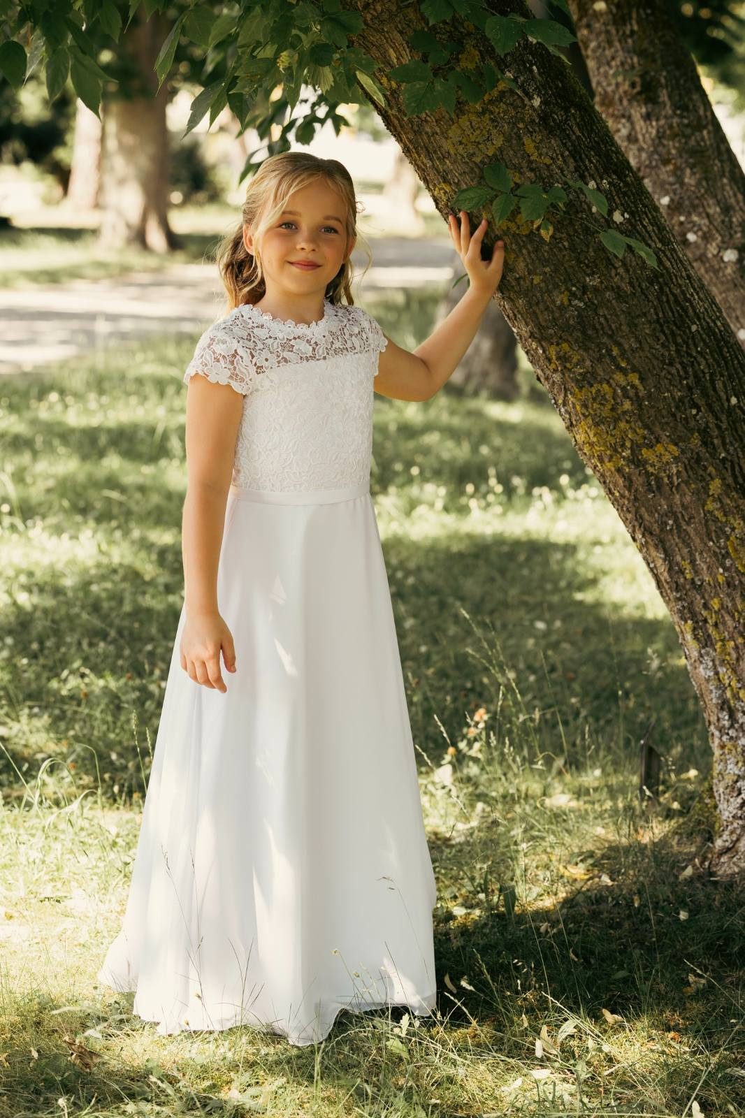Pure White Spitzenkleid Milla (1-tlg)