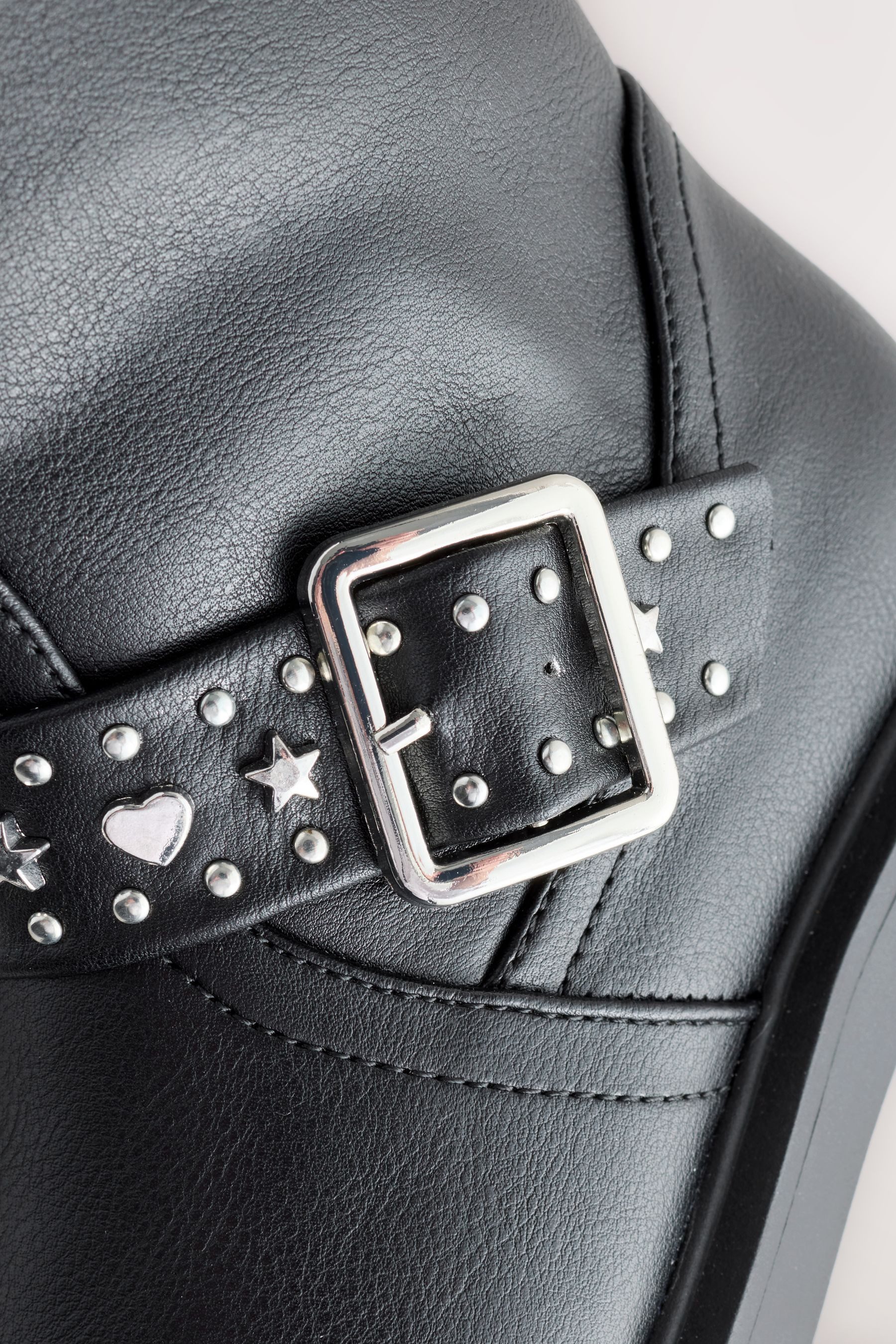 Next Nietenbesetzter Bikerstiefel Bikerboots (1-tlg)