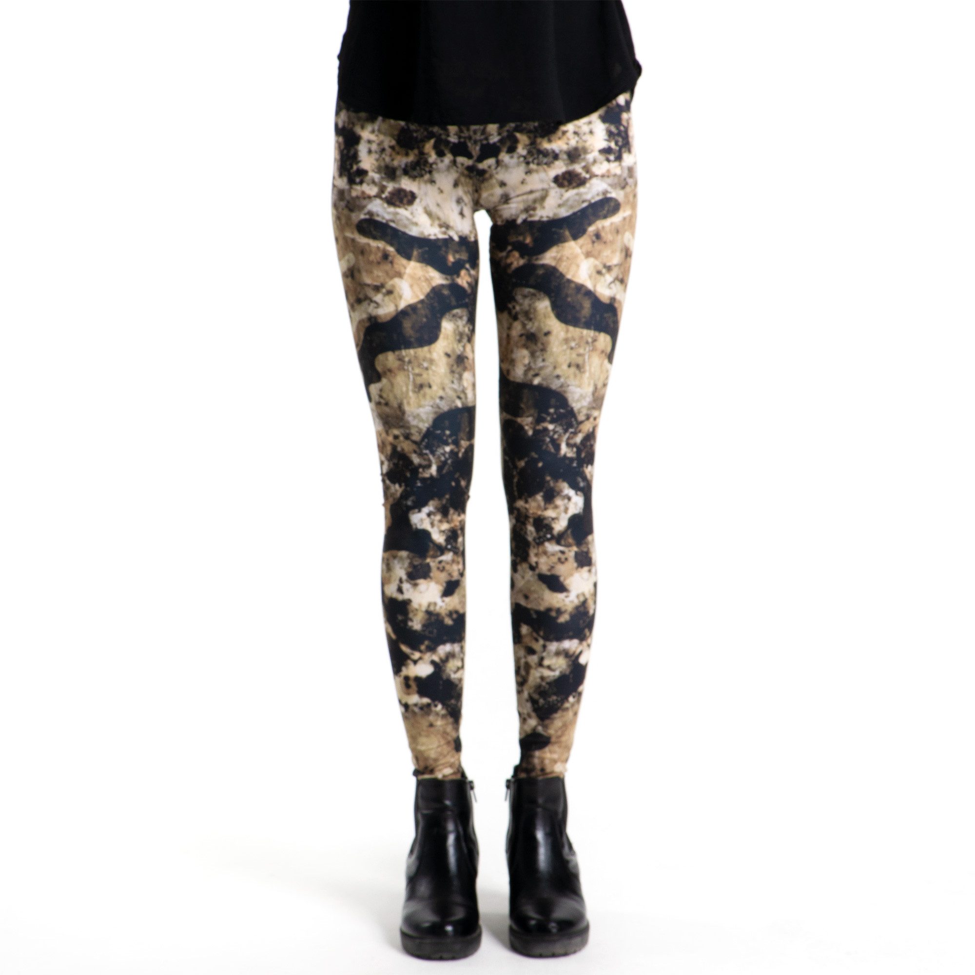 cosey Leggings Motiv-Leggings (Einheitsgröße) - Design Mamor Camouflage (auffällige Motiv-Prints • figurbetonte Passform • schnelltrocknend, Einzelartikel) Design Mamor Camouflage