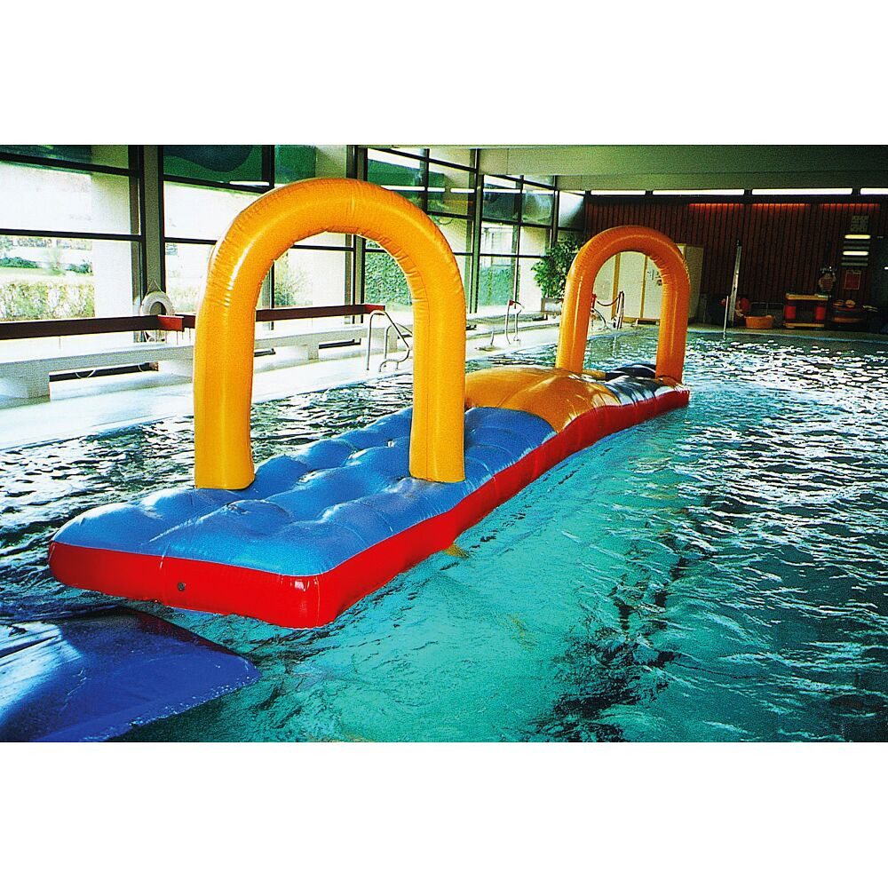 Badeinsel Schwimmparcours Hindernisbahn