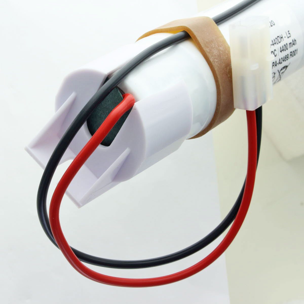 AccuCell Notleuchtenakku NiMH 6V 4500mAh L1x5 330x37mm mit Anschlußkabel und E Akku 4500 mAh (6,0 V)