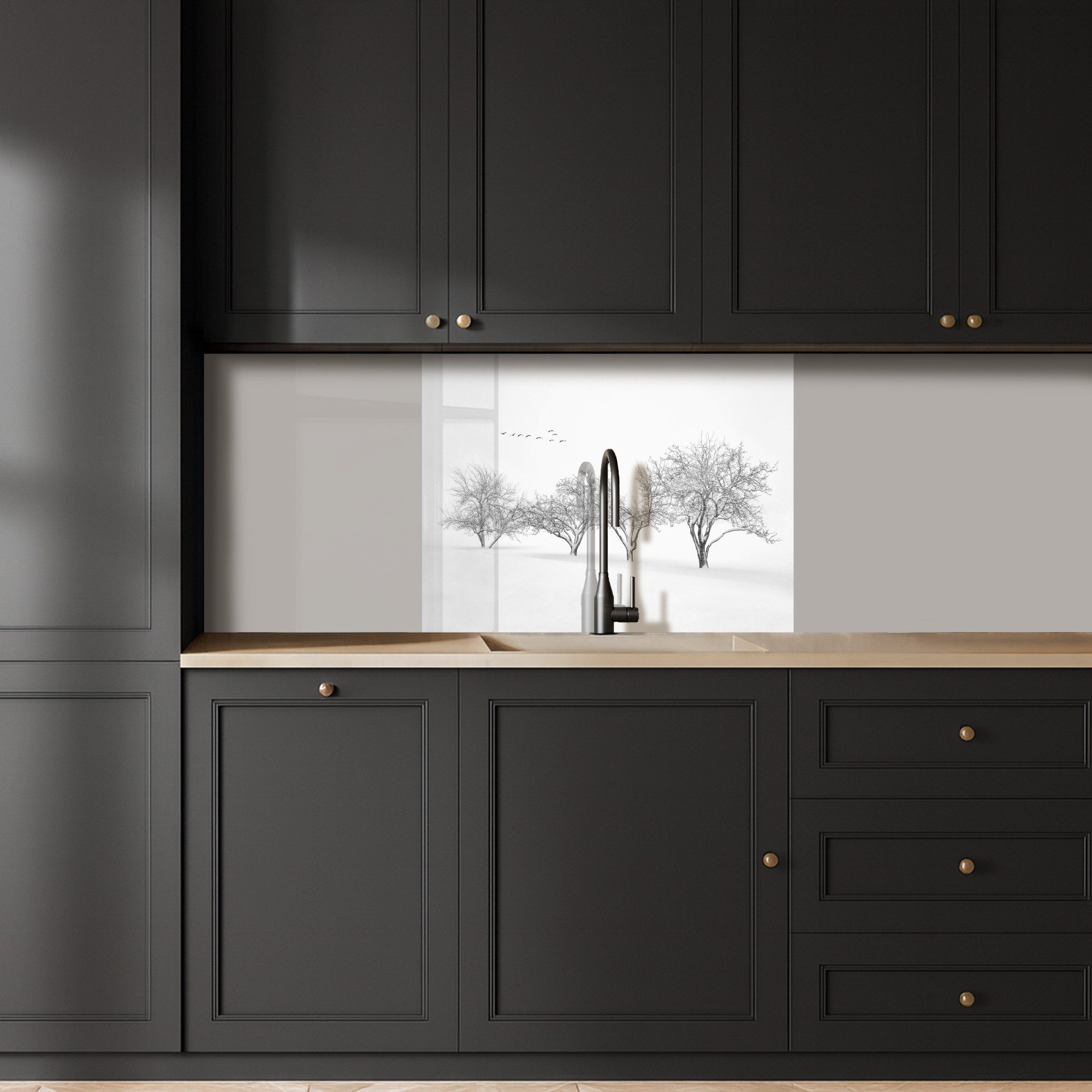KitchenYeah Küchenrückwand selbstklebend Bäume - Schwarz und weiß - Natur - Vögel, (1-tlg), Spritzschutz, Küche, Rückwand, Küchenwand, Küchenfront, 80x60 cm