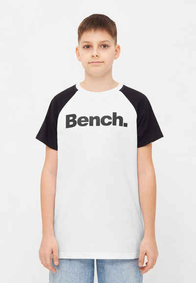Bench. T-Shirt T-Shirt SAKA B