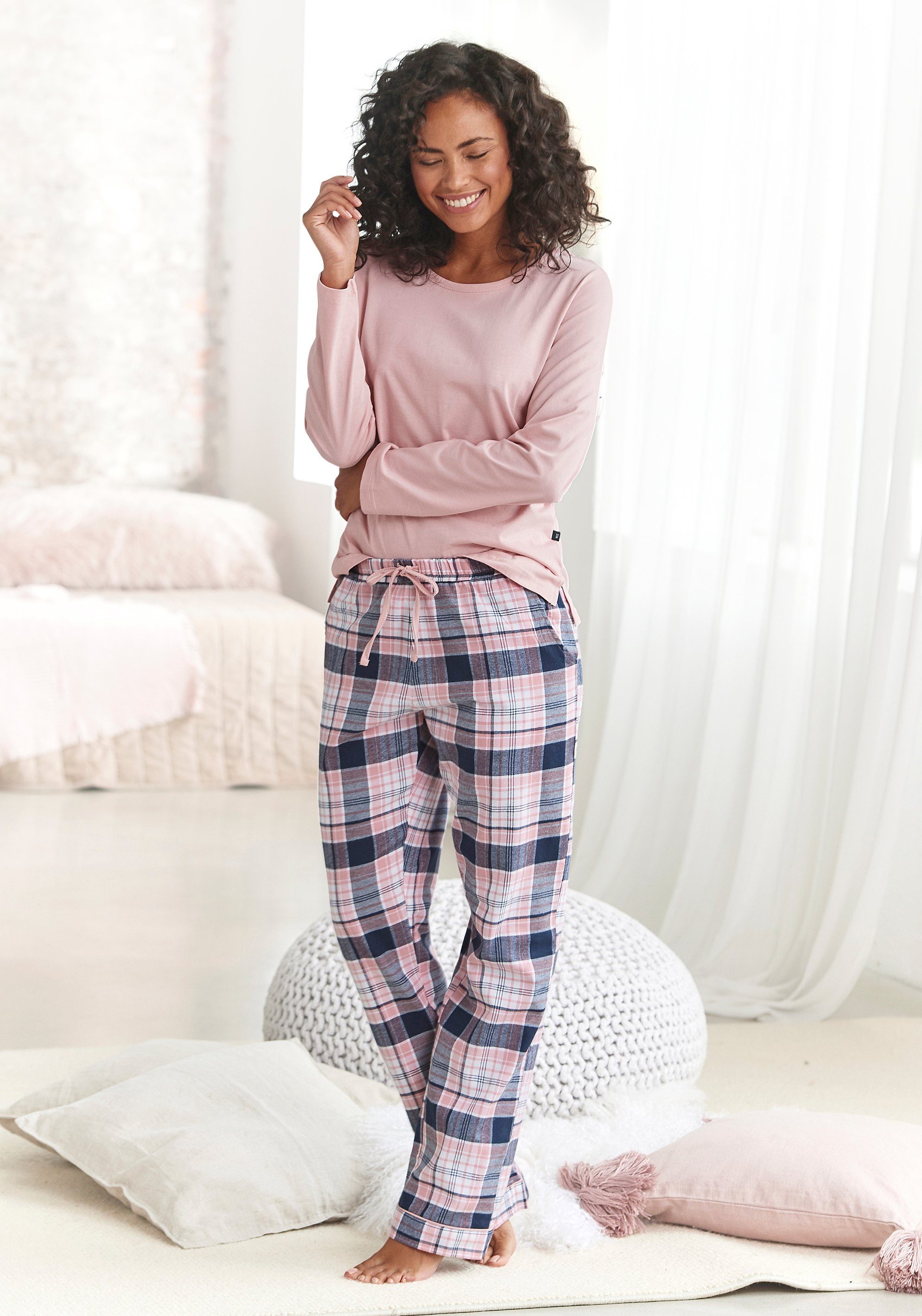 H.I.S Pyjama (Set, 2 tlg) mit karierter Schlafhose