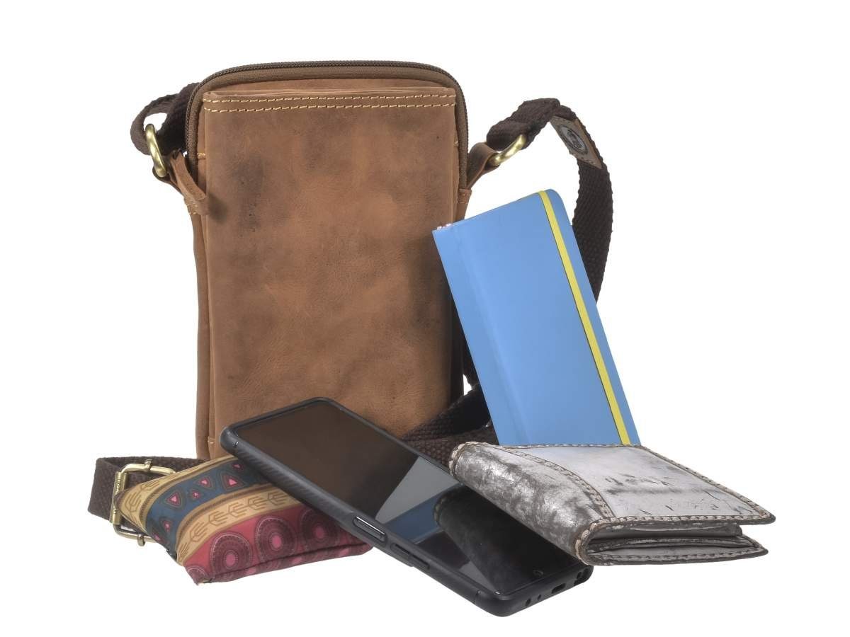 Greenburry Umhängetasche "Vintage" Leder für Handy max. 10x18cm, Handytasche zum Umhängen, Handyfach 10x15cm