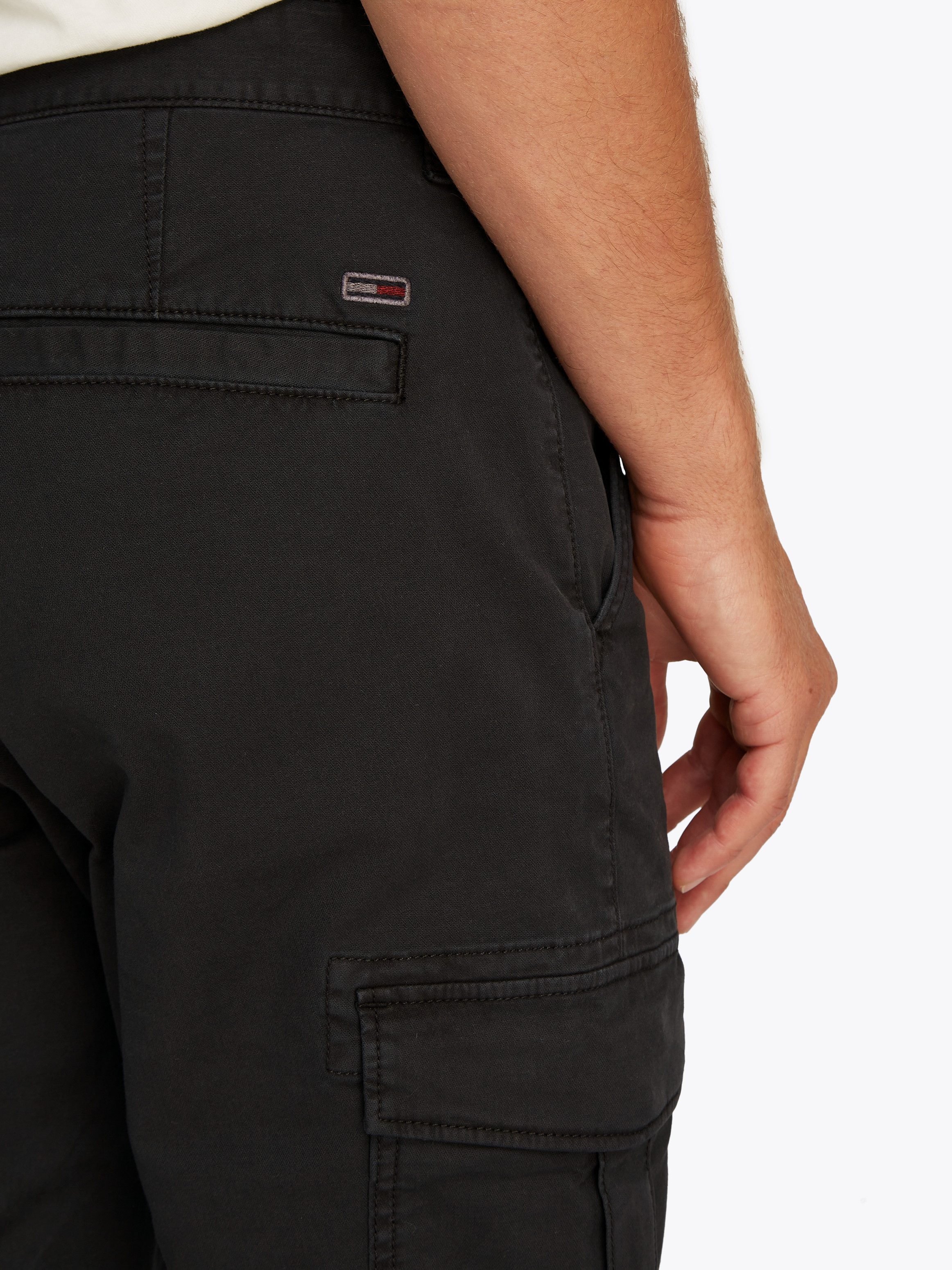 Tommy Jeans Cargohose TJM AUSTIN CARGO mit Logostickerei günstig online kaufen