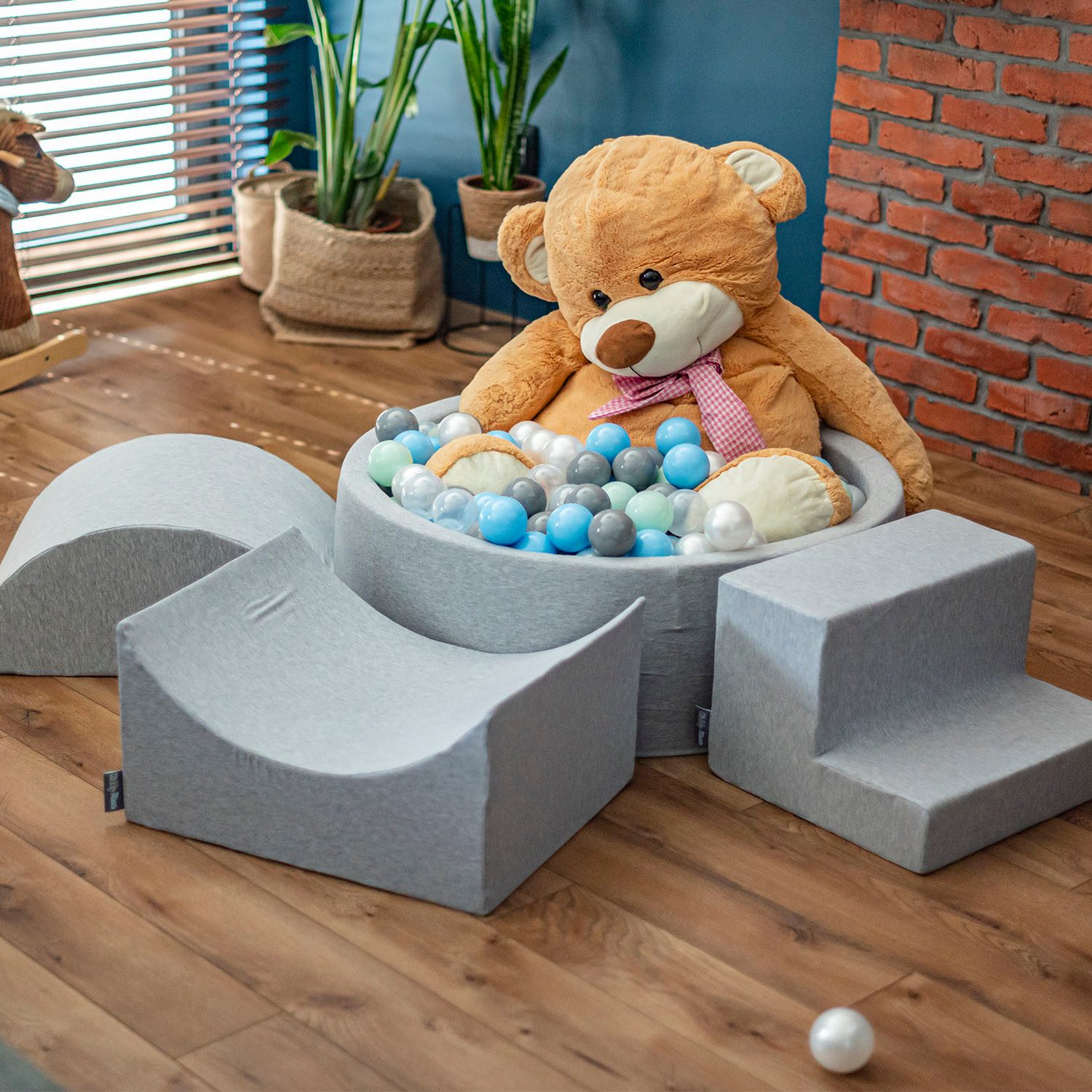 KiddyMoon Bällebad OK30V, (Bällepool mit bunten Bällen, 200-tlg., Bällepool mit bunten Bällen), Samt Bällebad Made in EU