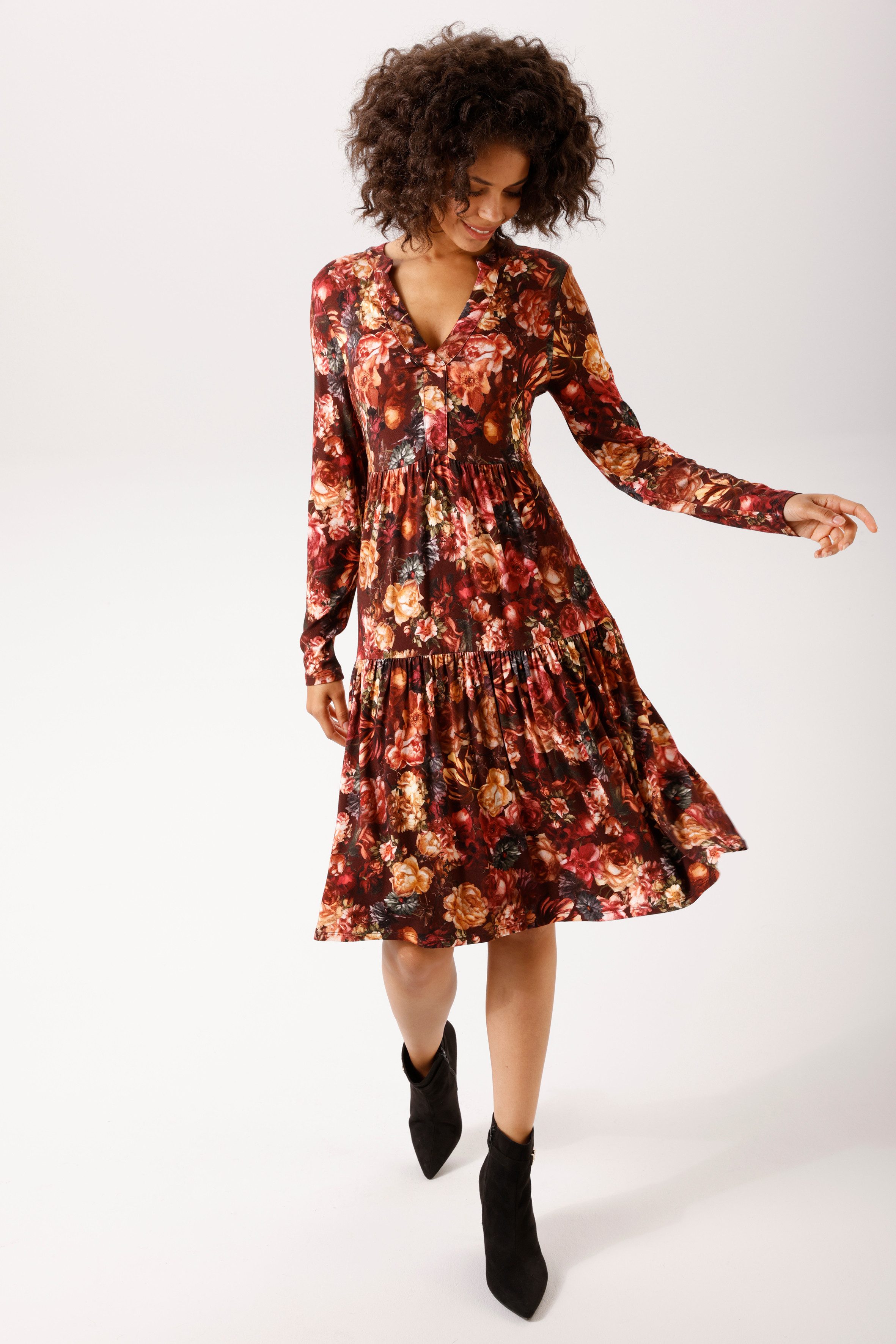Aniston CASUAL Jerseykleid mit farbharmonischen Blumendruck - NEUE KOLLEKTION – Bild 4 von 5