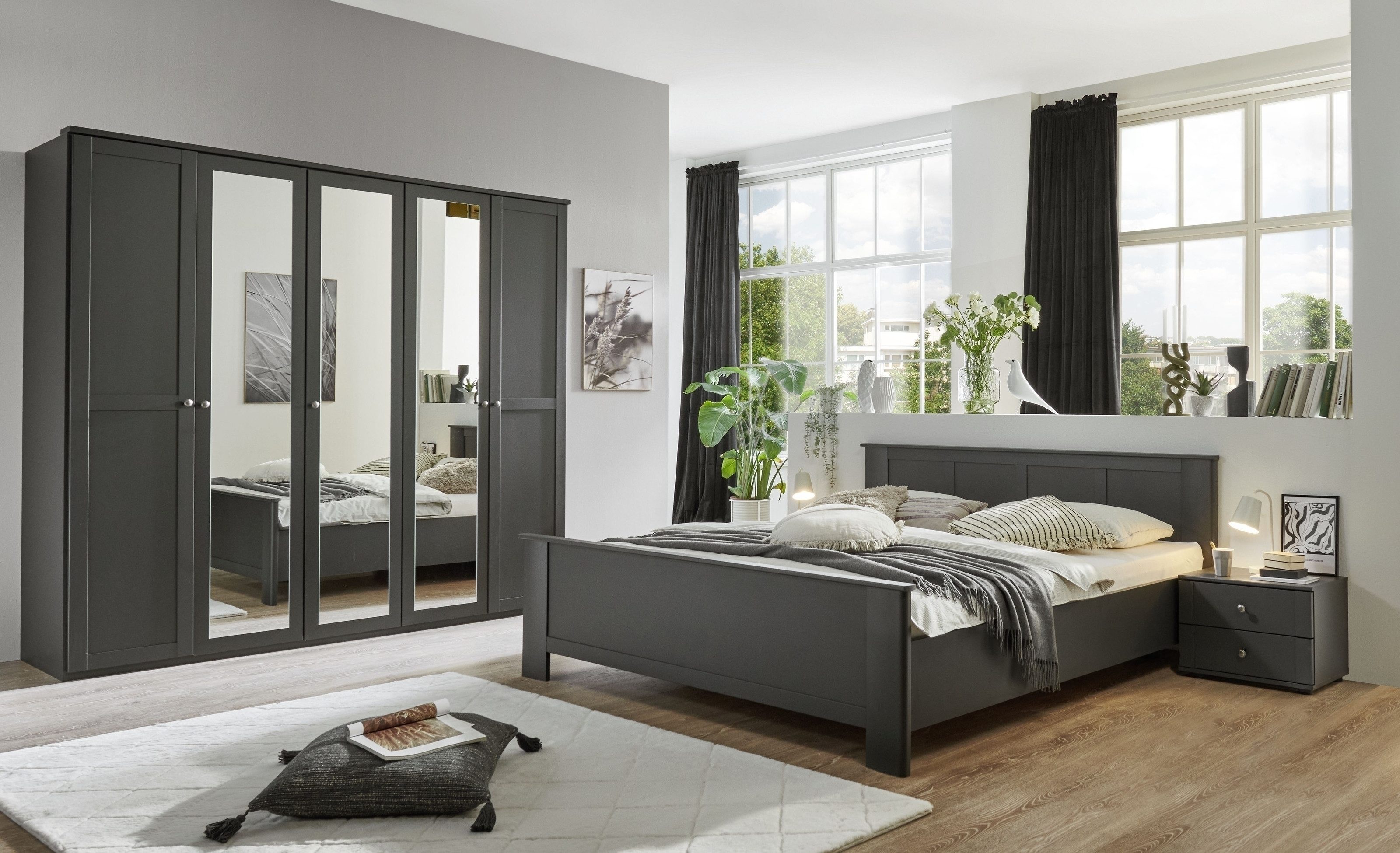 freiraum Komplettschlafzimmer Chalet, (4-teilig), (4-teilig) 2x Nachtkonsole, Doppelbett, Kleiderschrank, in Graphit