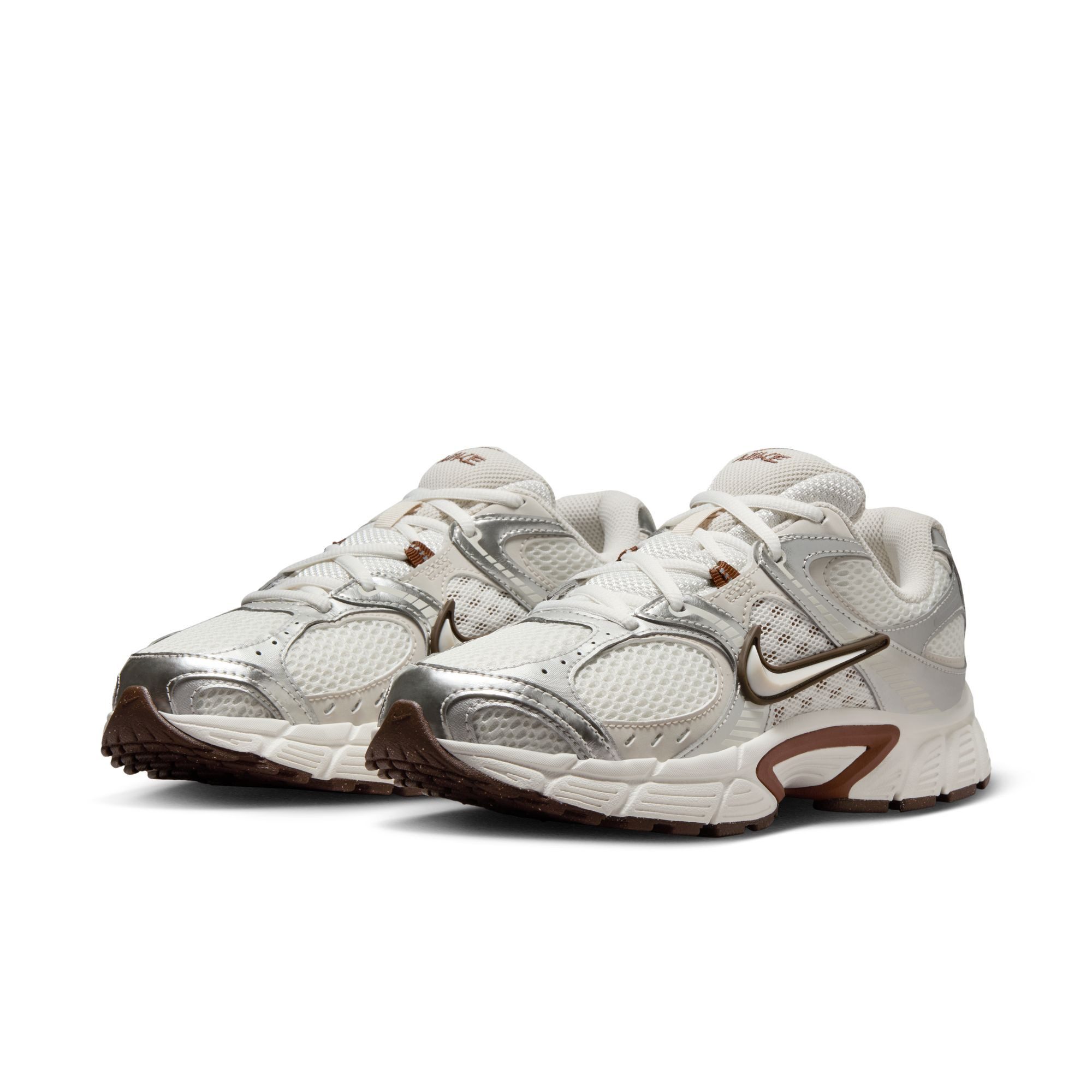 Nike Sportswear V5 RNR Sneaker inspiriert vom Design des Y2K Nike Vomero 5