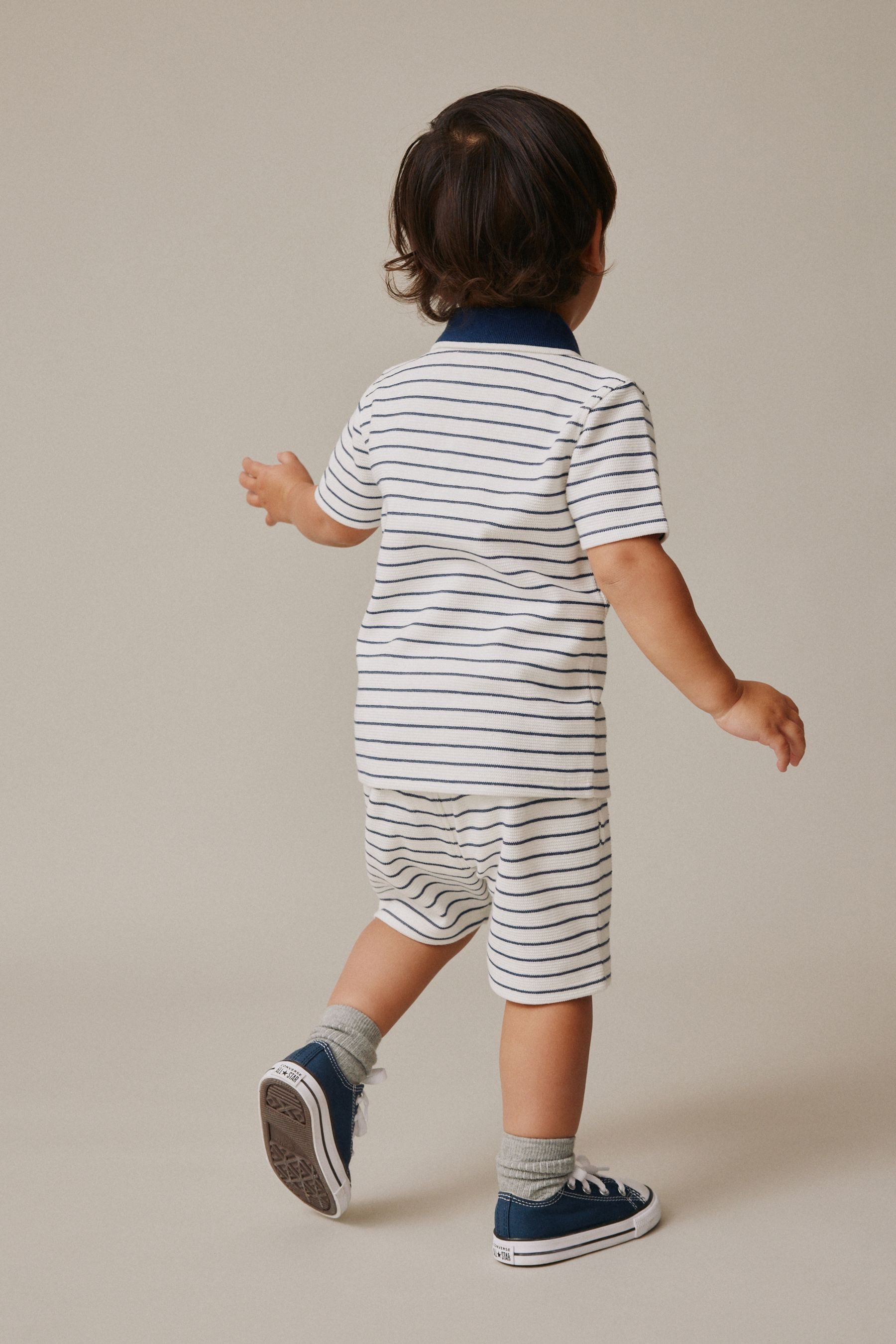 Next Shirt & Shorts Kurzarm-Polohemd mit Reißverschluss und Shorts (2-tlg)