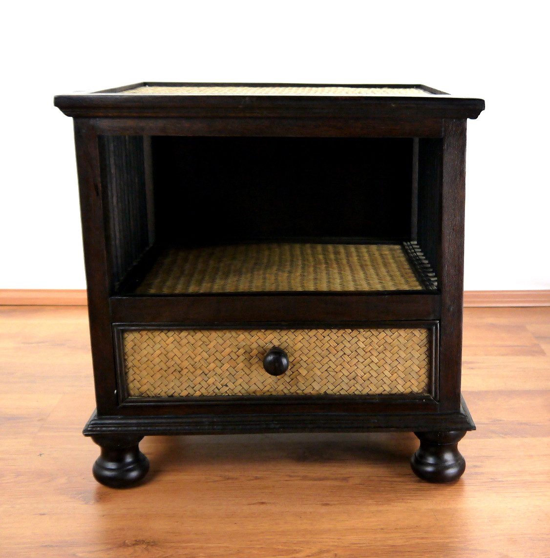 livasia Nachtschrank Rattan Nachttisch 50x40x50cm – Massivholz Akazie