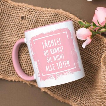GRAVURZEILE Tasse mit Spruch - "Lächle! Du kannst sie nicht alle töten", Keramik, Farbe: Rosa