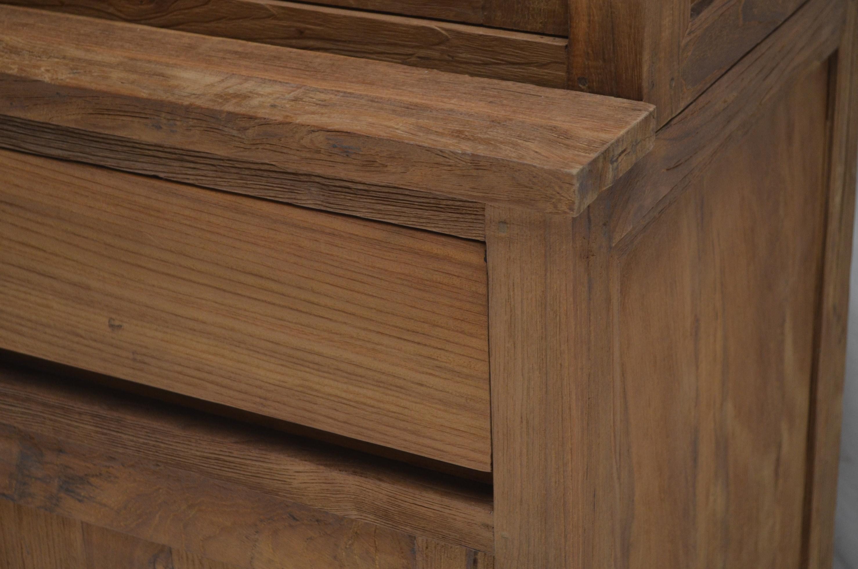 Wohnpalast Glasvitrine Teakholz Ladenschrank Vitrine Ronan – Massivholz Buffet