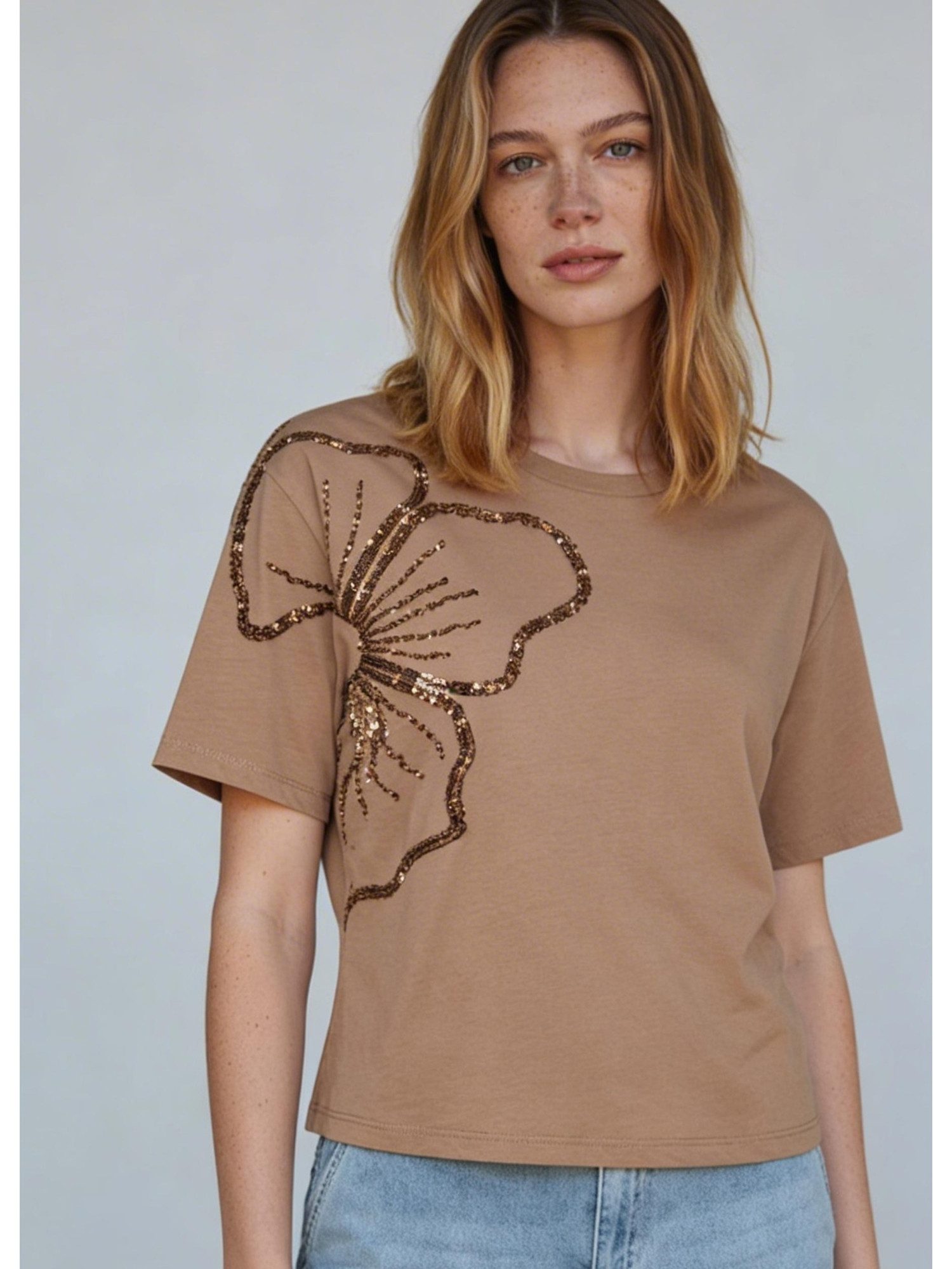 MORE&MORE Kurzarmshirt edles Kurzarmshirt, Pailletten-Blume