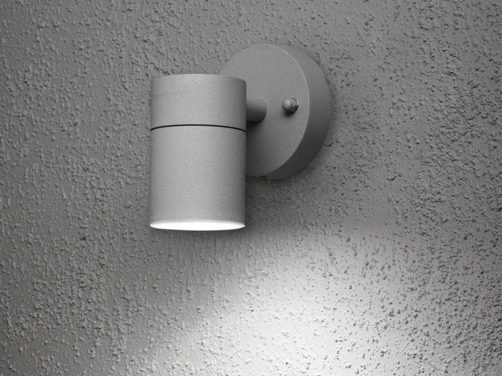 KONSTSMIDE LED Außen-Wandleuchte, LED wechselbar, warmweiß, Kleine  Fassadenlampe Haus-wand & Carport beleuchten, Grau H: 9cm