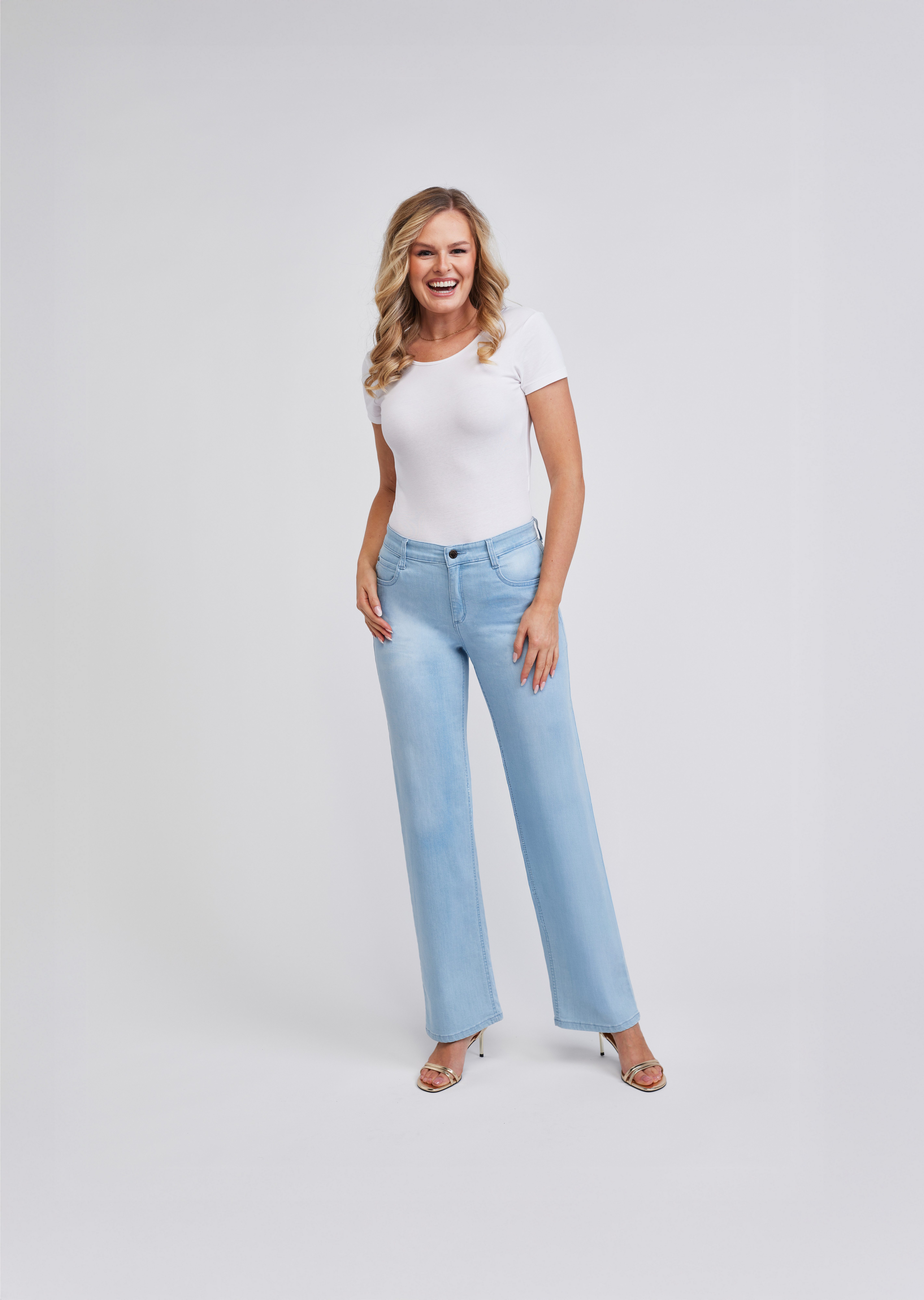 wonderjeans 5-Pocket-Jeans Relaxed Straight Cool, modern und vielseitig zu stylen – Bild 3 von 4