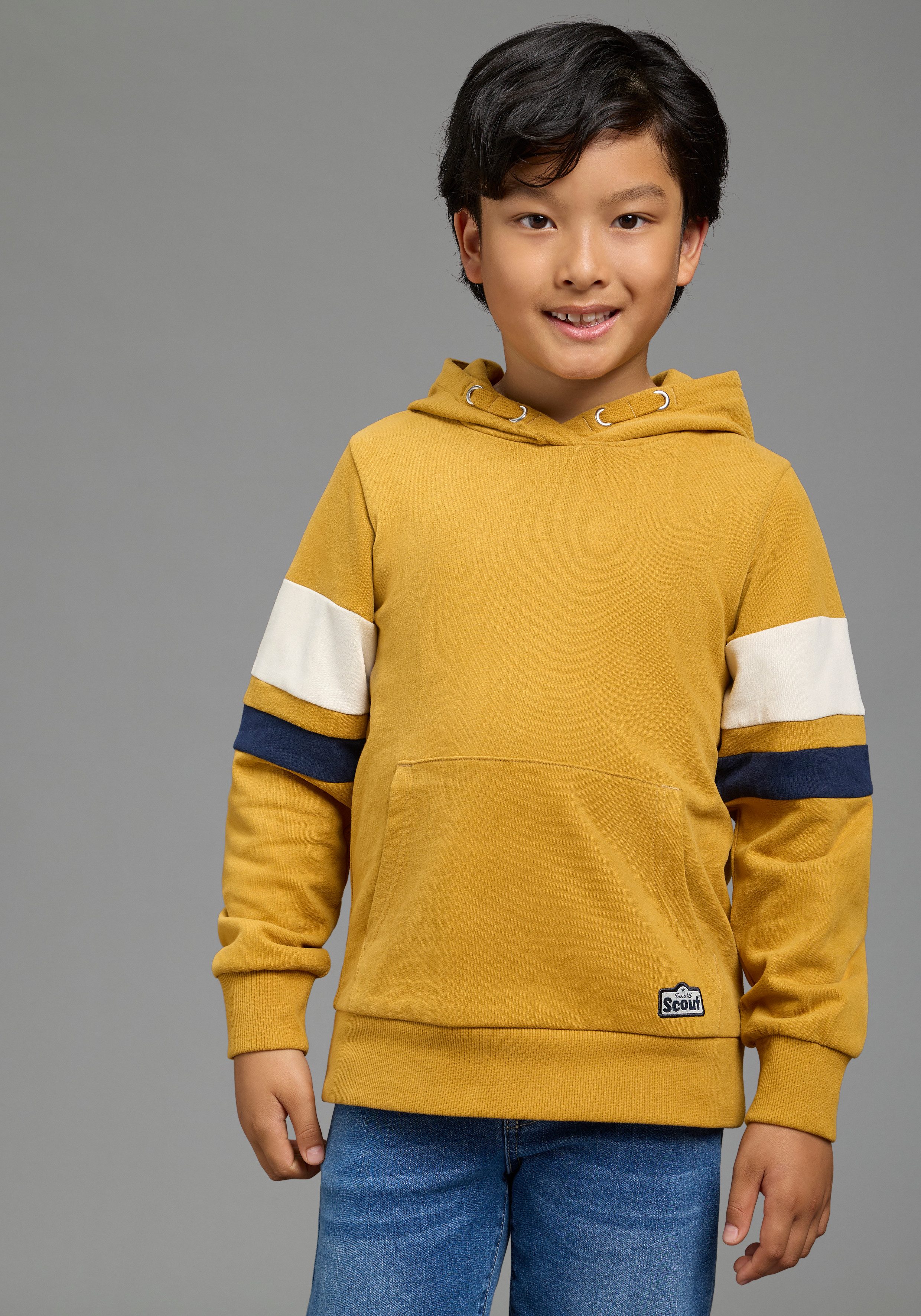Scout Kapuzensweatshirt Hoodie in colorblocking Look - NEU von SCOUT Sweatshirt mit kontrastfarbigen Ärmeleinsätzen, für Jungen