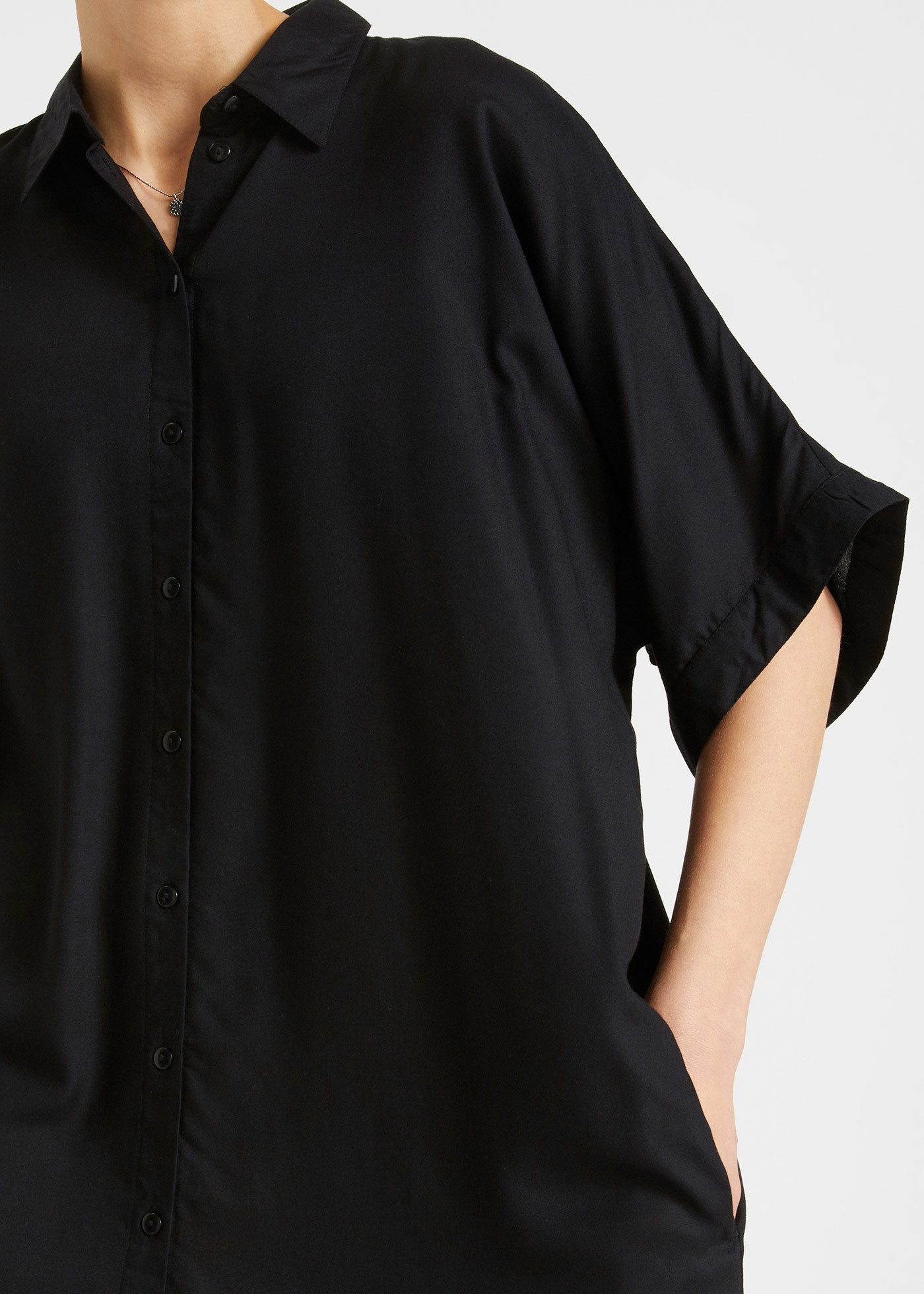 bonprix Blusenkleid für den Alltag, aus Viskose, Oversize Passform, mit Knopfleiste