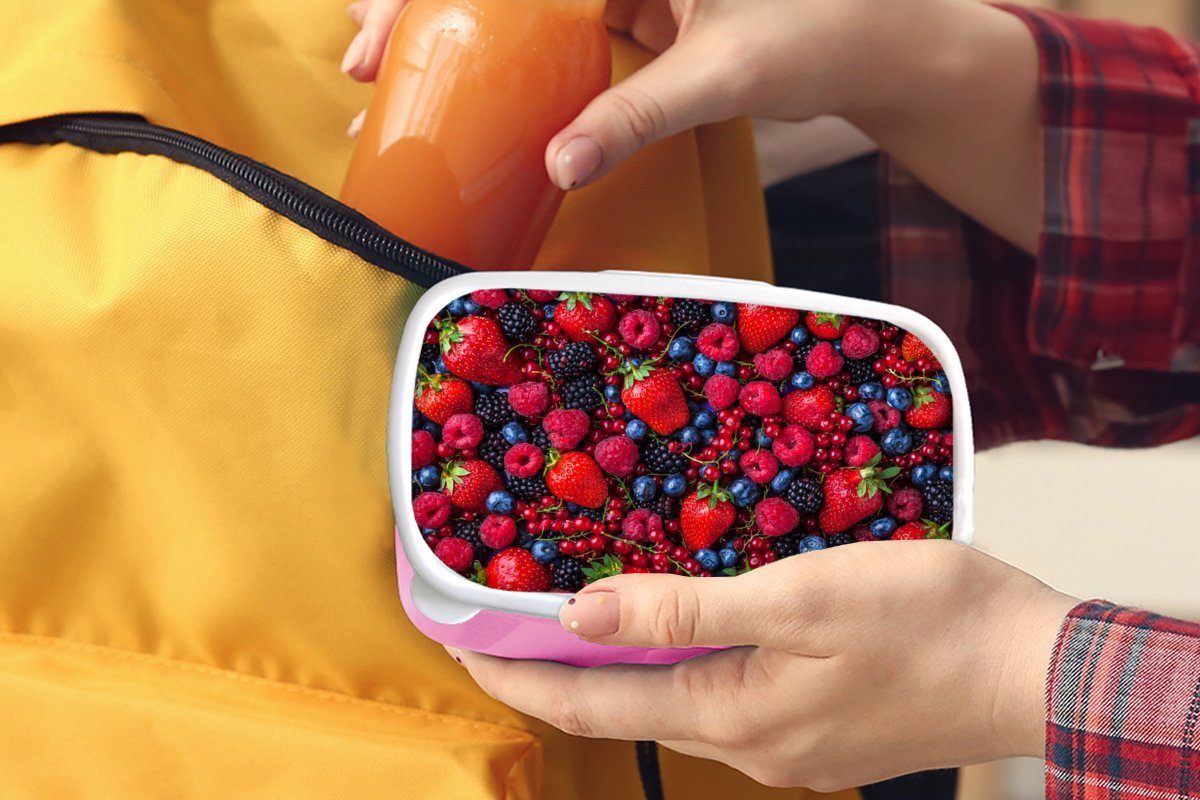 MuchoWow Lunchbox Obst - - Kinder, Mädchen, Erdbeere, Kunststoff rosa Kunststoff, Snackbox, Erwachsene, Wald (2-tlg), Brotdose Brotbox für