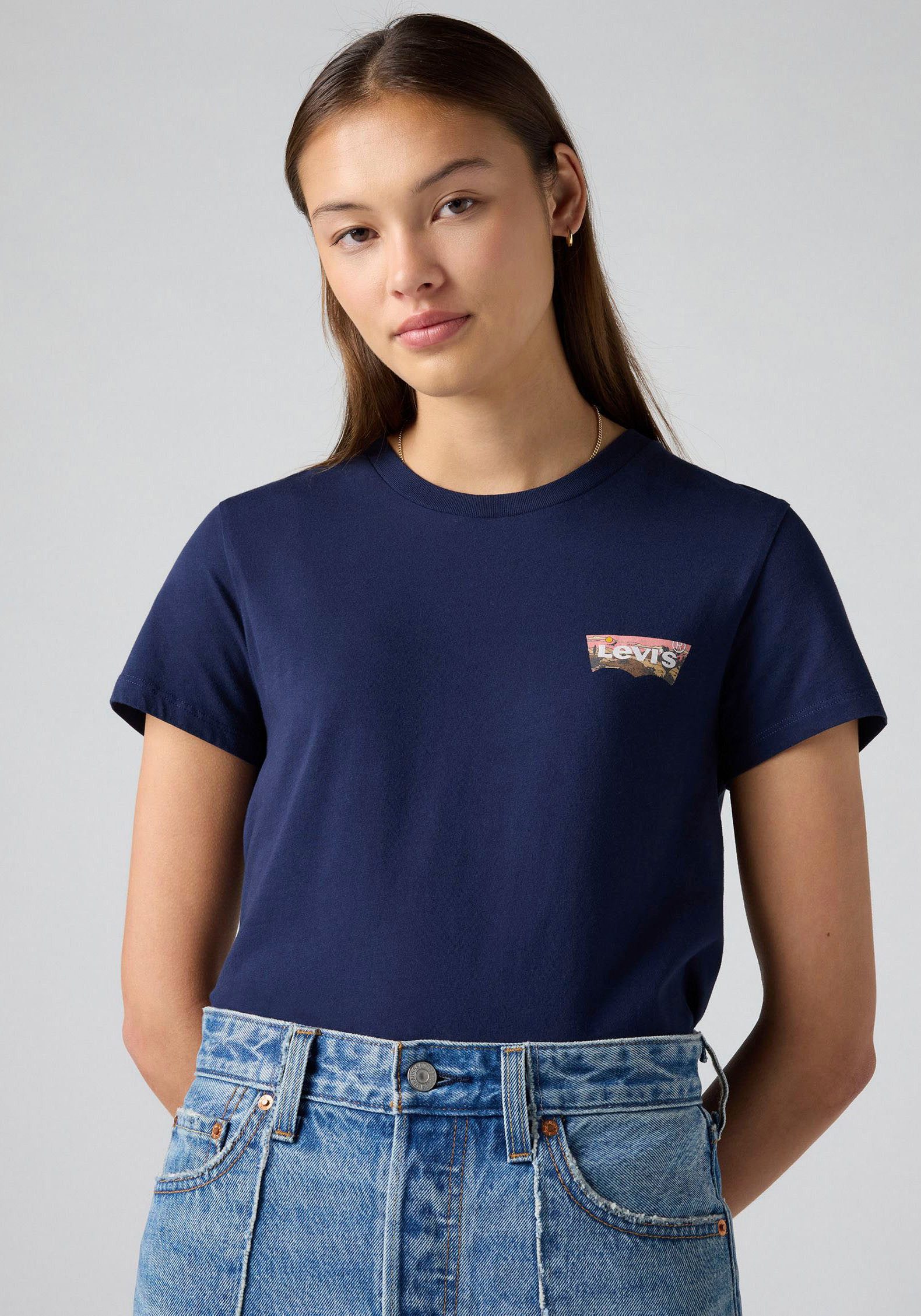 Levi's® T-Shirt THE PERFECT TEE mit Batwing-Logoprint günstig online kaufen