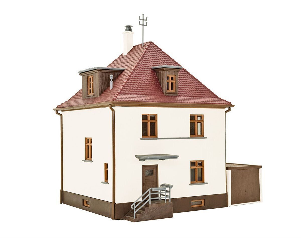 Kibri Модельное железнодорожное здание Kibri 38200 H0 Siedlungshaus mit Garage, Spur H0