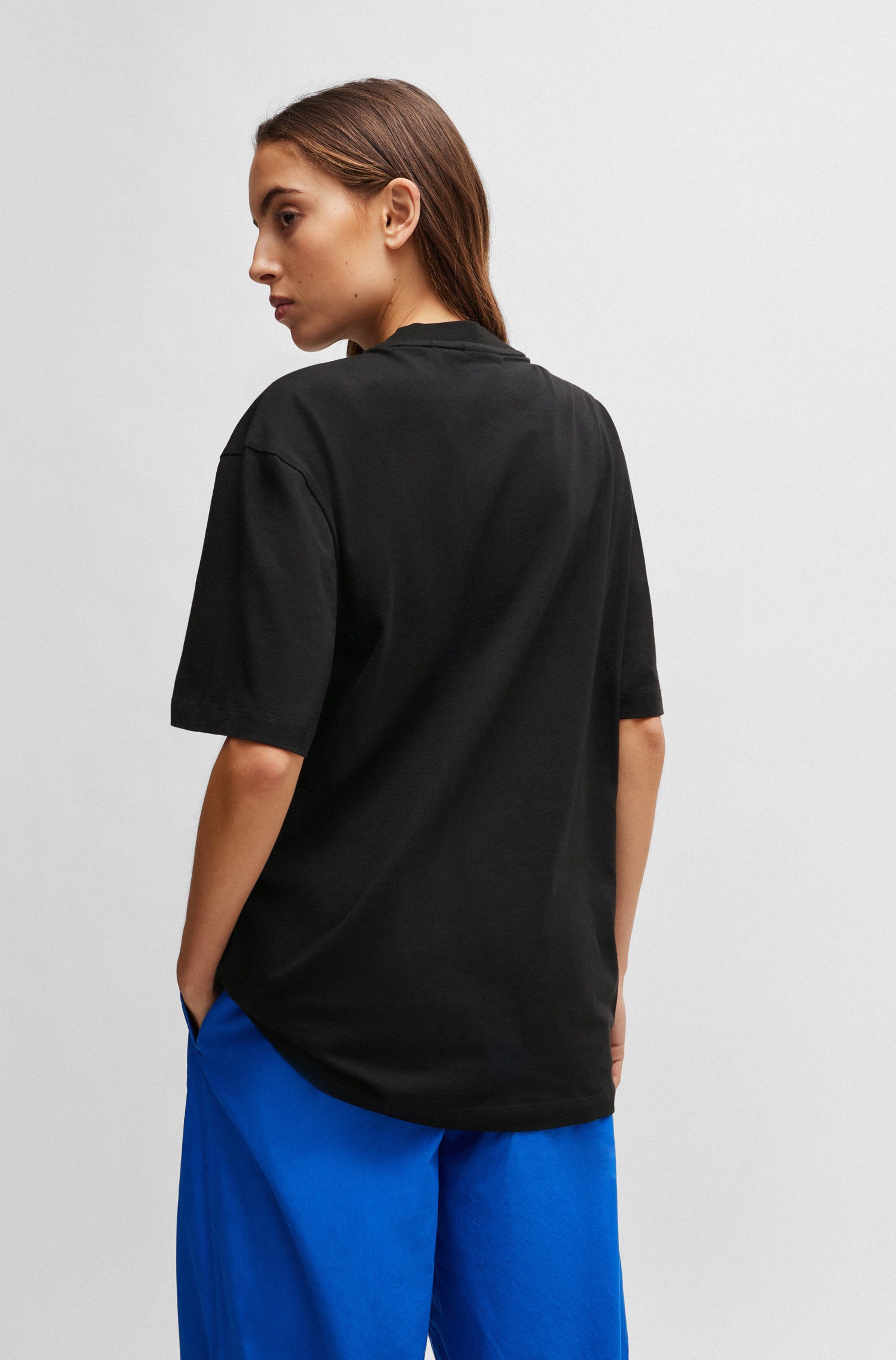 HUGO Blue T-Shirt Nico mit großem Logo-Print, Unisex