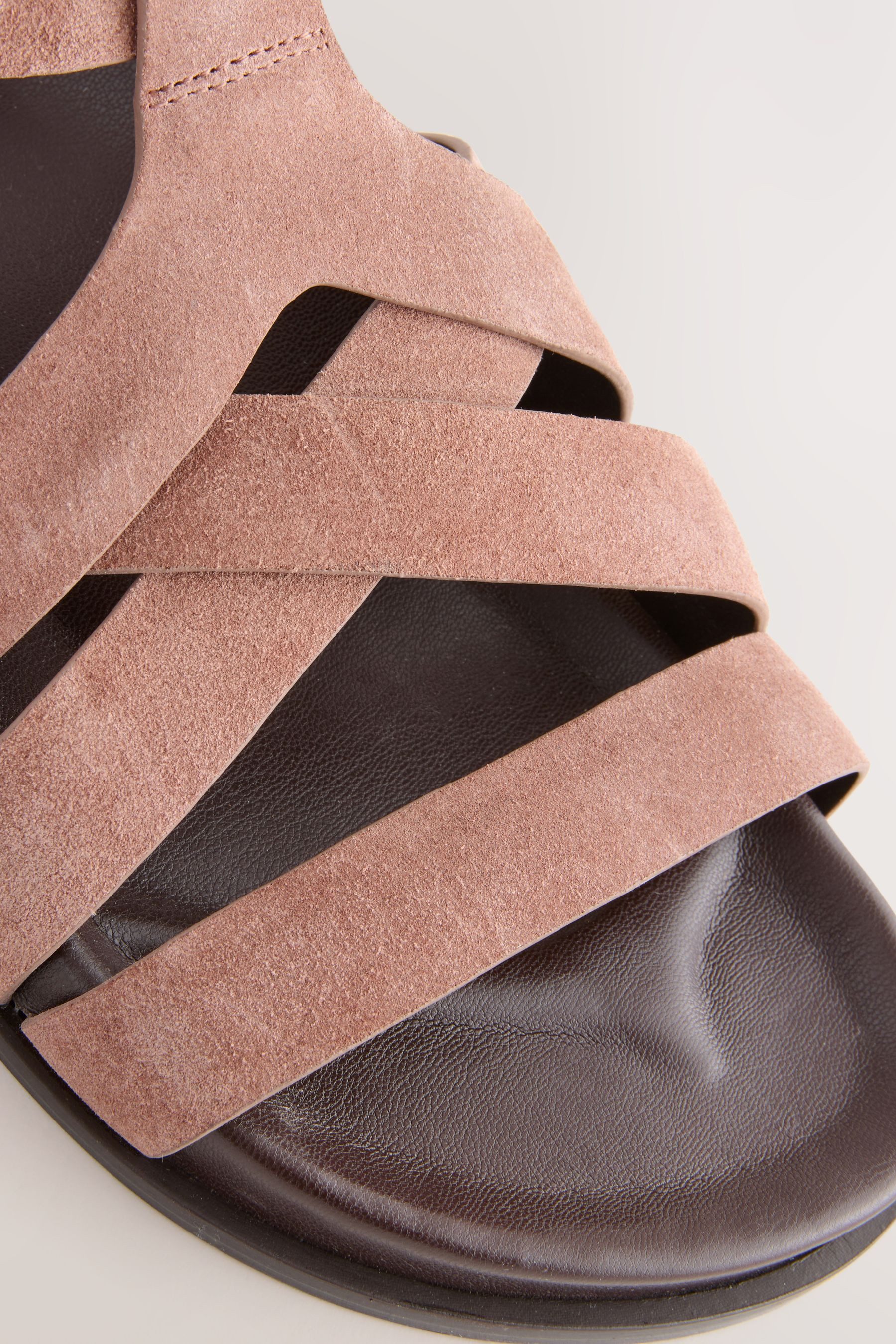 Next Sandalen mit geflochtenem Riemchen und Schnalle Sandale (1-tlg)