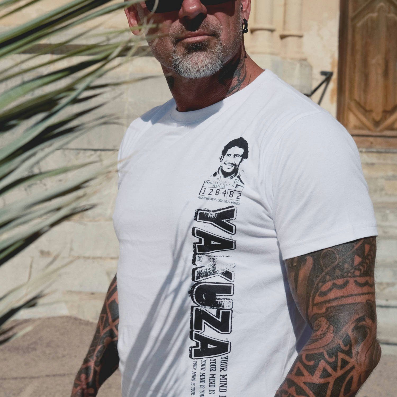 YAKUZA T-Shirt Best Weapon günstig online kaufen