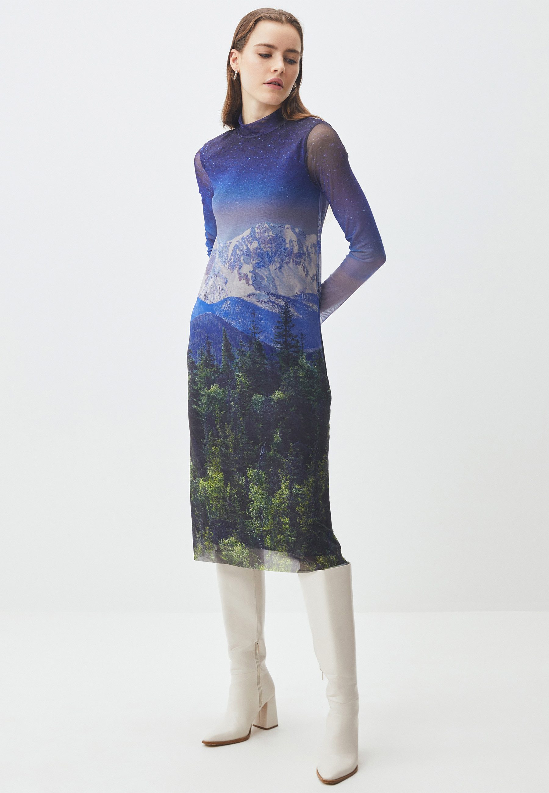 Midikleid Rollkragen-Midikleid Aus Gemustertem Netzstoff