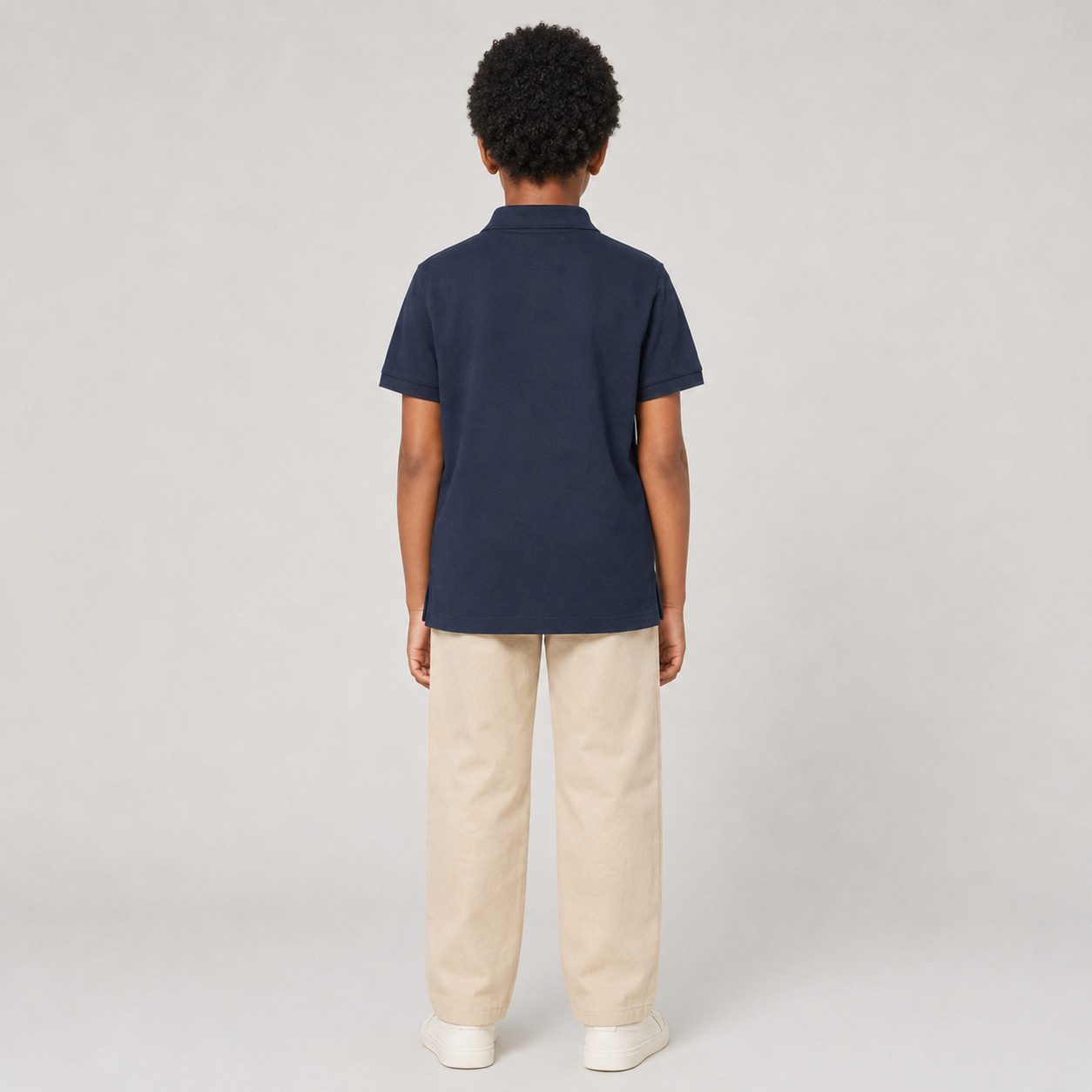 Sitztgut Poloshirt Kinder Polo-Shirt aus Bio-Baumwolle (1-tlg) Seitenschlitze, verlängertes Rückenteil und Transfer-Necklabel