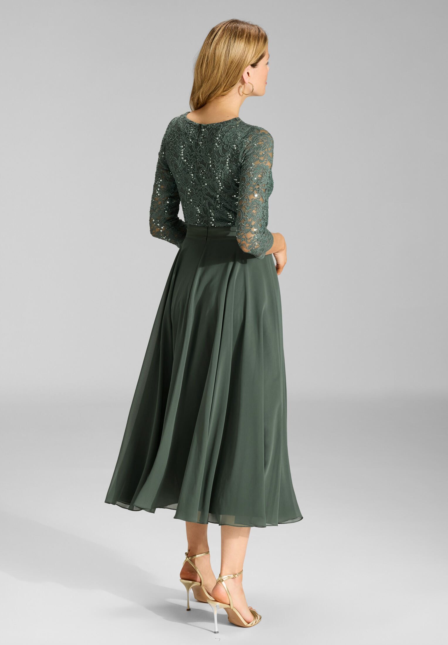 SWING Cocktailkleid - Cocktailkleid aus Material-Mix Taillierte Passform mit ausgestelltem Rockteil