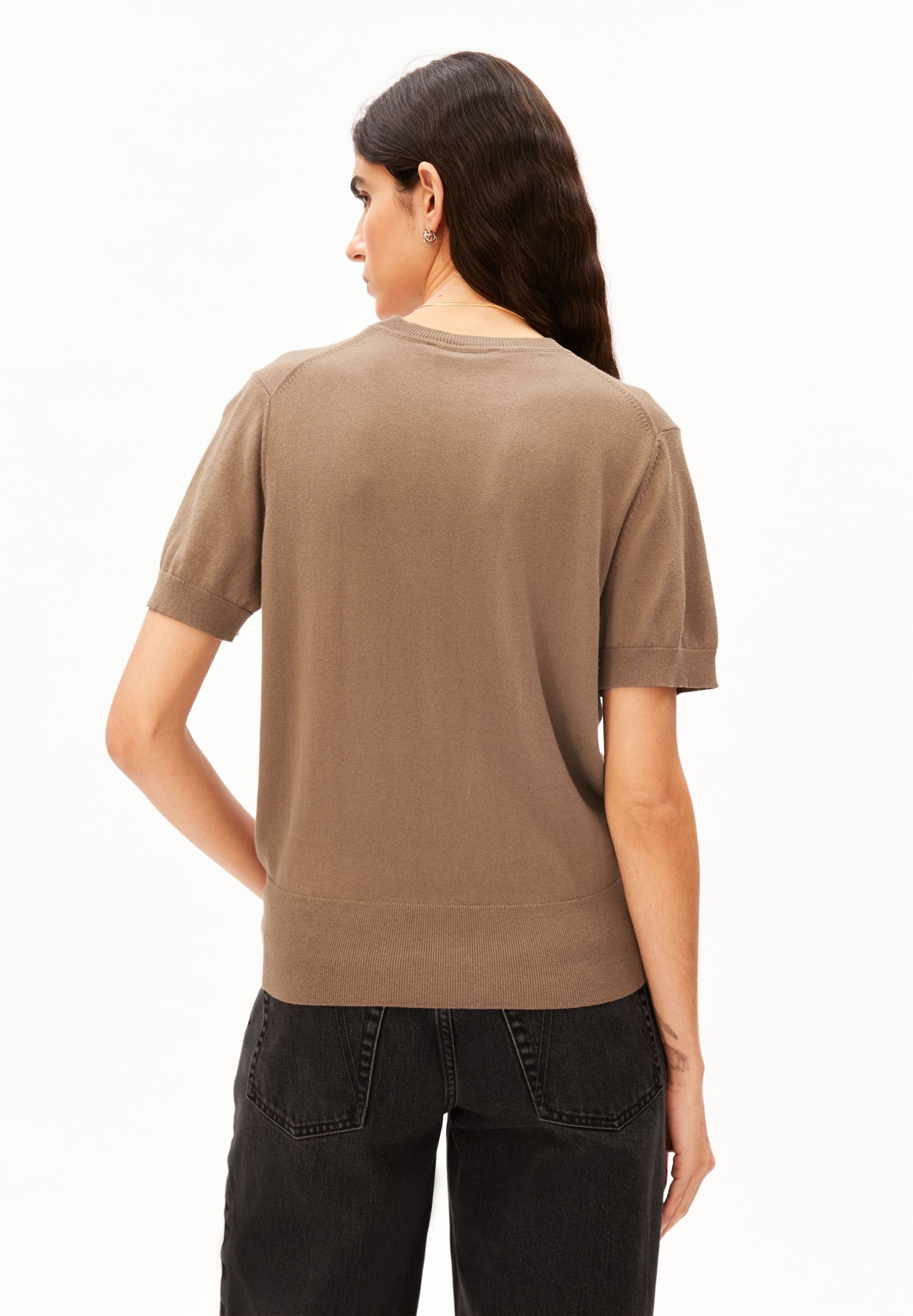 Armedangels T-Shirt FINE KNIT Strickshirt aus TENCEL™ Modal Mix Regular Fit – Bild 4 von 5