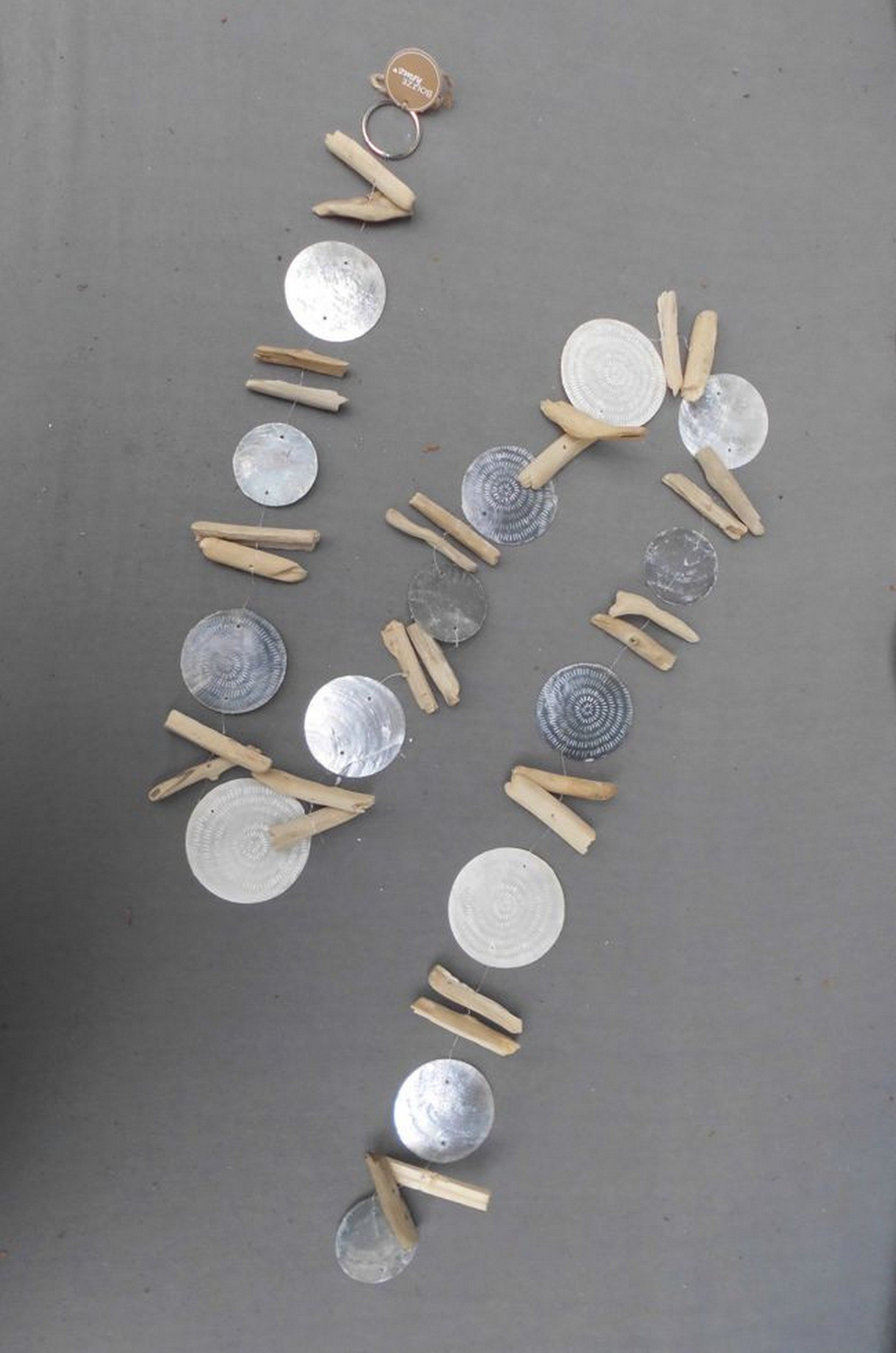 Deko-Impression Dekohänger Girlande Windspiel Treibholz Perlmutt Grau-und N günstig online kaufen