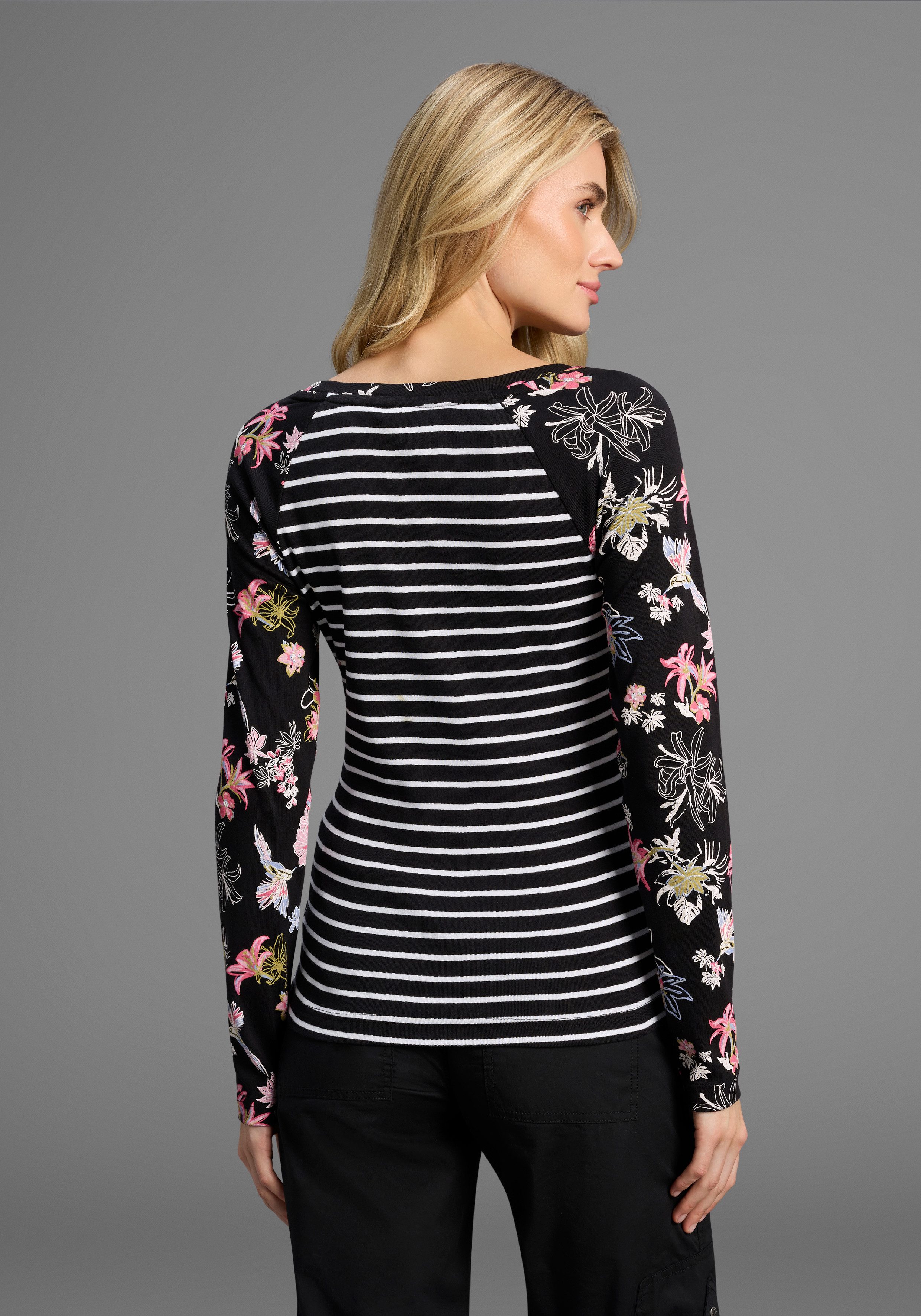 KangaROOS Langarmshirt Langarm, sehr figurbetont, aus Baumwolle günstig online kaufen