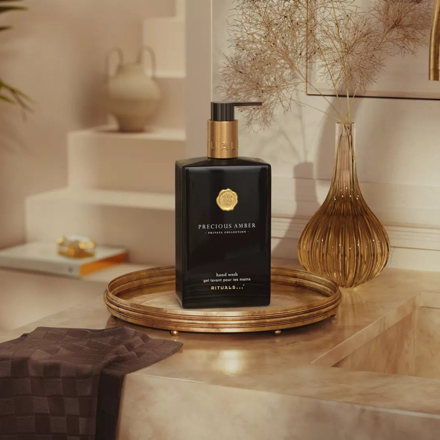 Rituals Flüssigseife RITUALS Precious Amber Hand Wash 300 ml, 1-tlg., Handseife mit Amber-, Vanille- & Kardamomduft