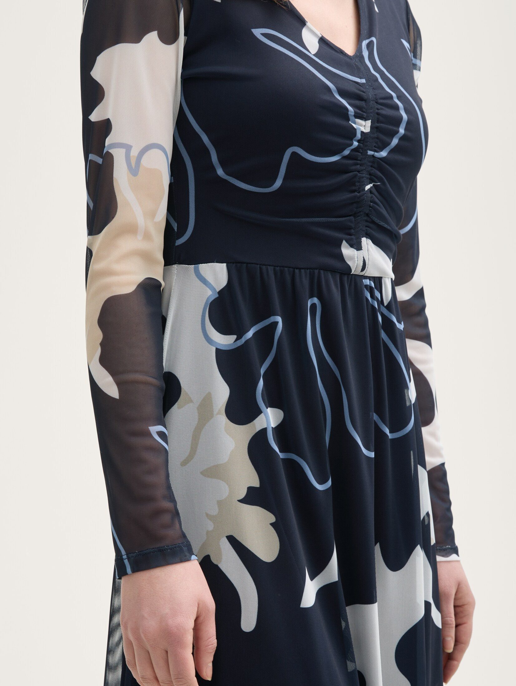 TOM TAILOR Sommerkleid Kleider & Jumpsuits Midi-Meshkleid mit Raffungen