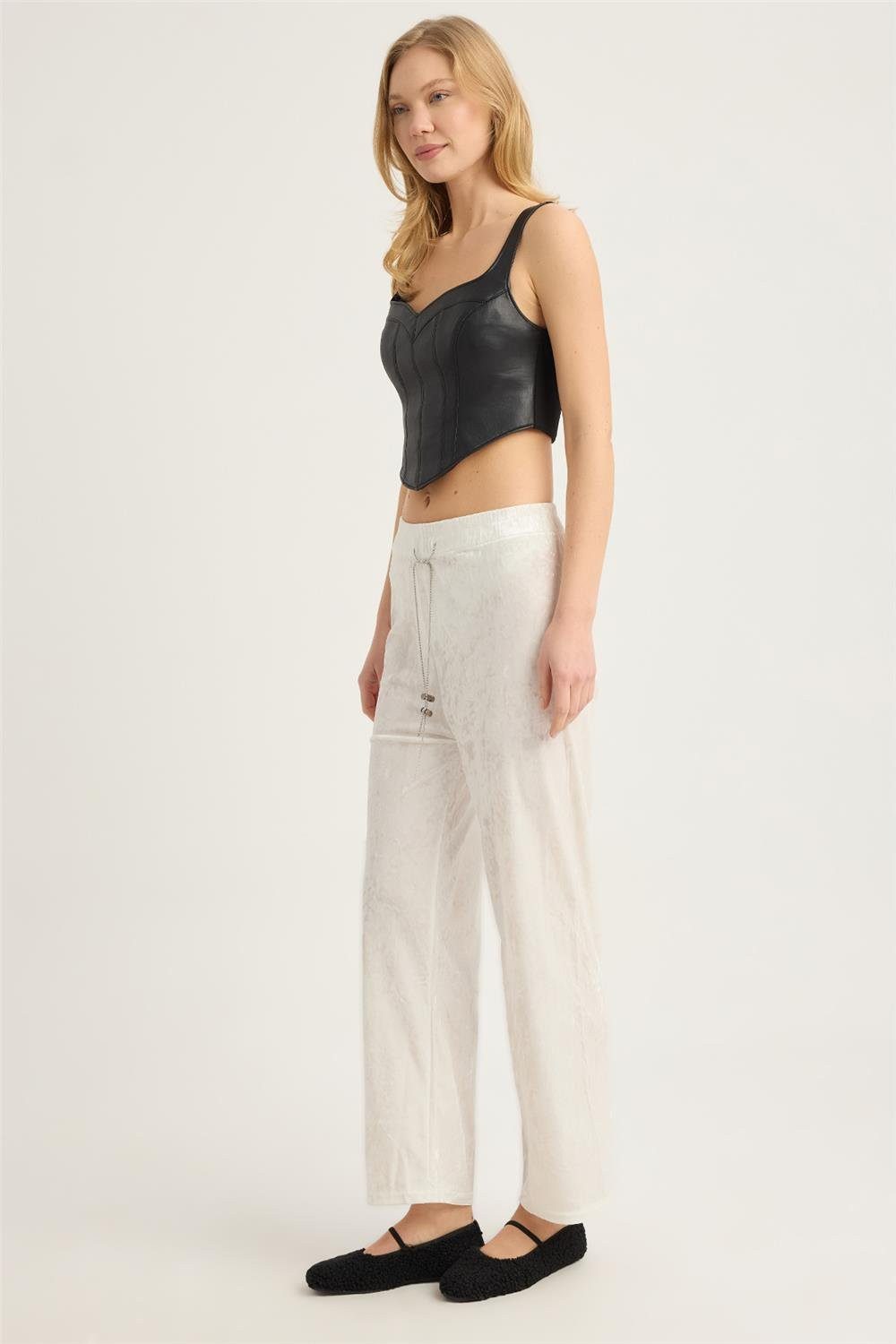 HomeStore Bequeme Jeans zerknitterte Samthose