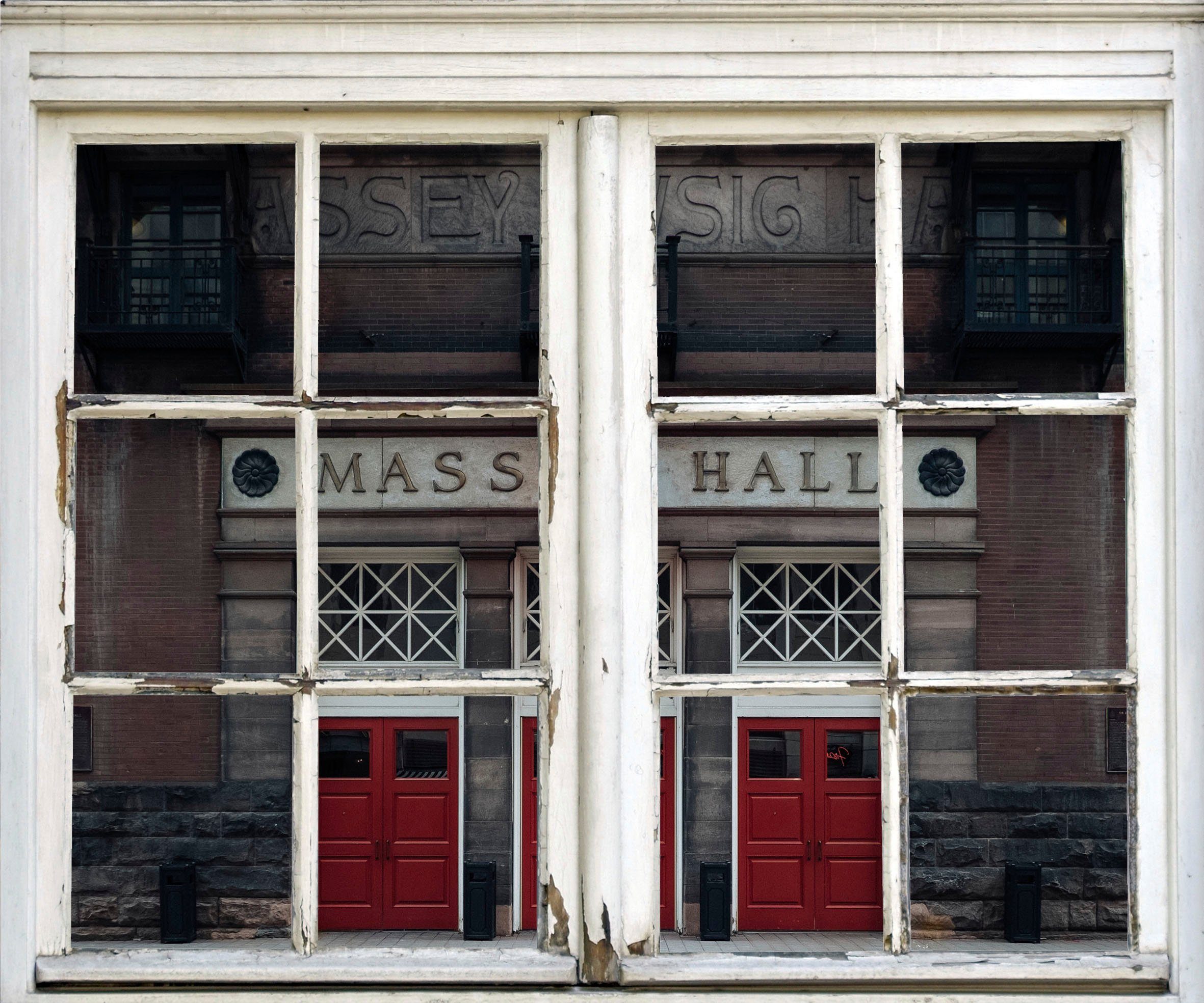 queence Wandsticker HALL MASS