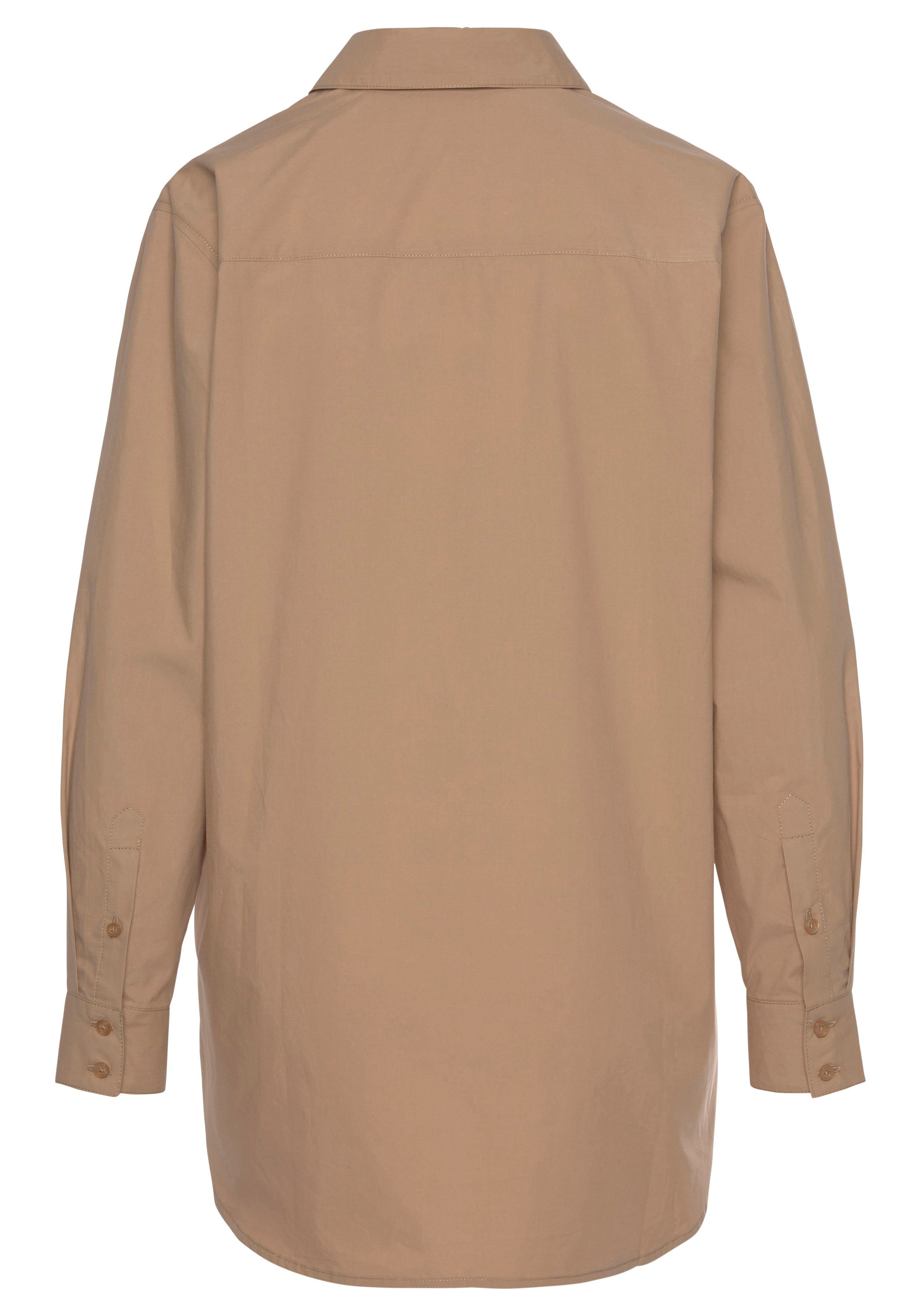 LASCANA Hemdbluse hinten länger geschnitten, Damenbluse aus Baumwolle, klassisch-elegant