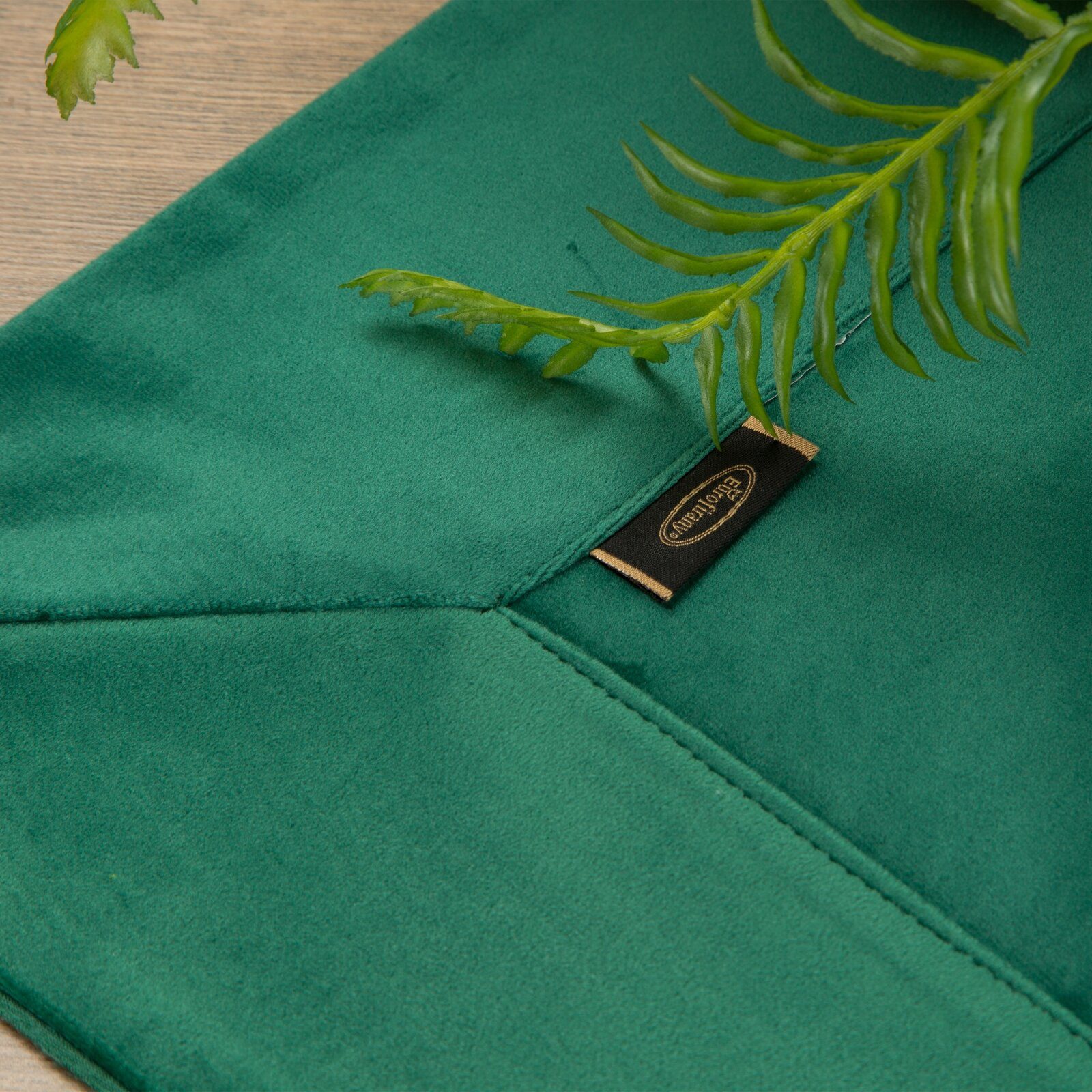 Eurofirany Tischdecke VELVET, Samttischdecke, Servietten, Tischdekoration, Tischtuch, Samtstoff
