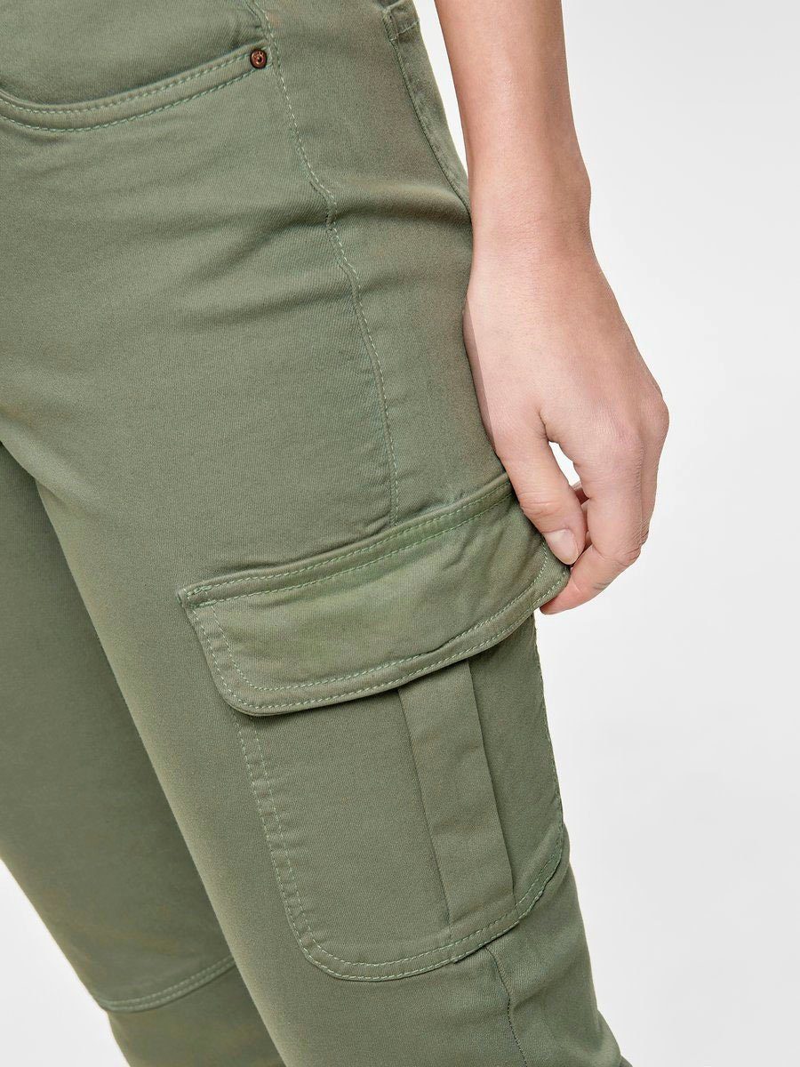 ONLY Cargohose ONLMISSOURI REG ANK CARGO PNT NOOS mit Stretchsäumen