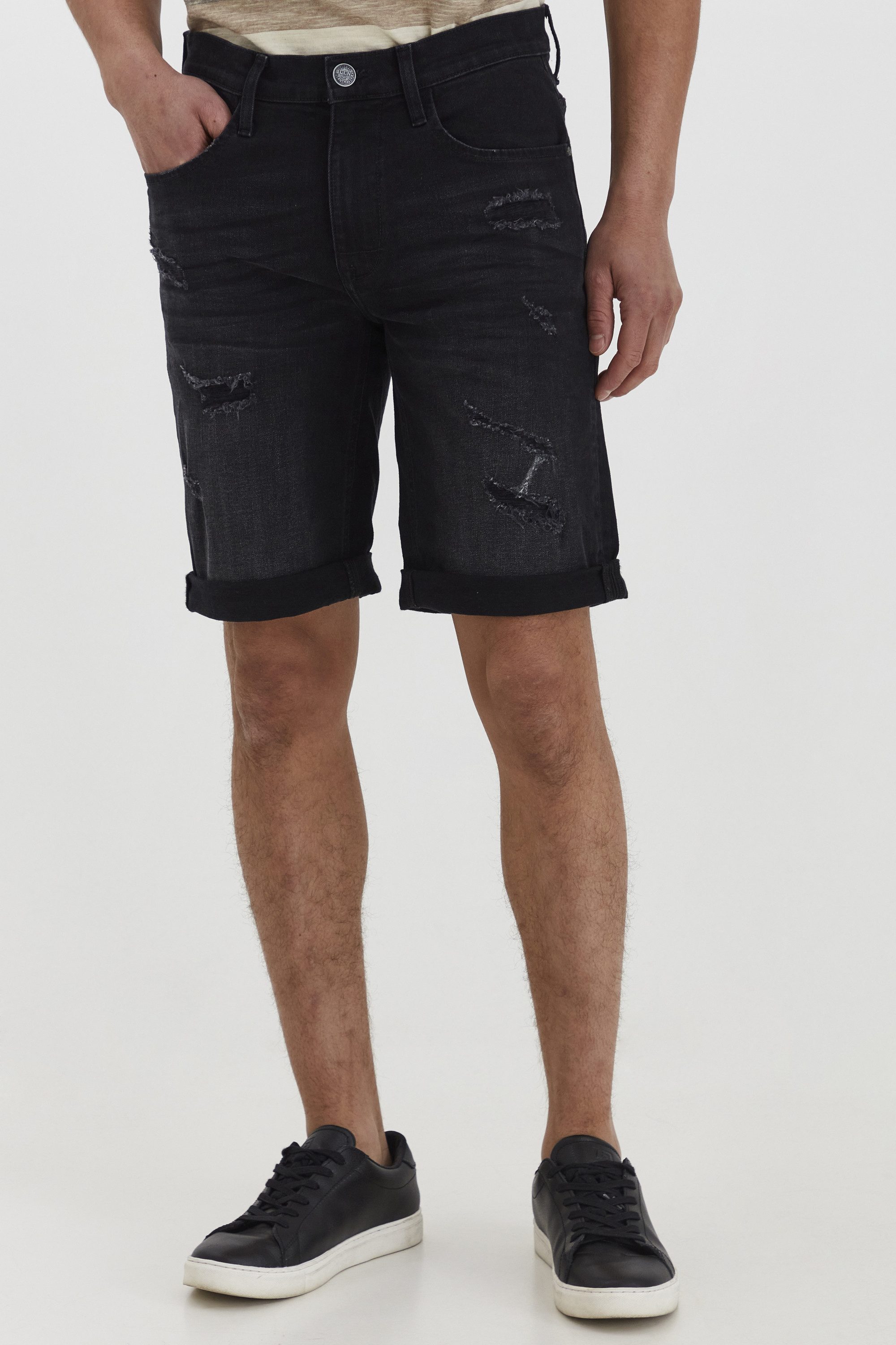 Blend Jeansshorts BHDeniz Stilvolle 5-Pocket-Jeansshorts mit Destroyed-Effekten