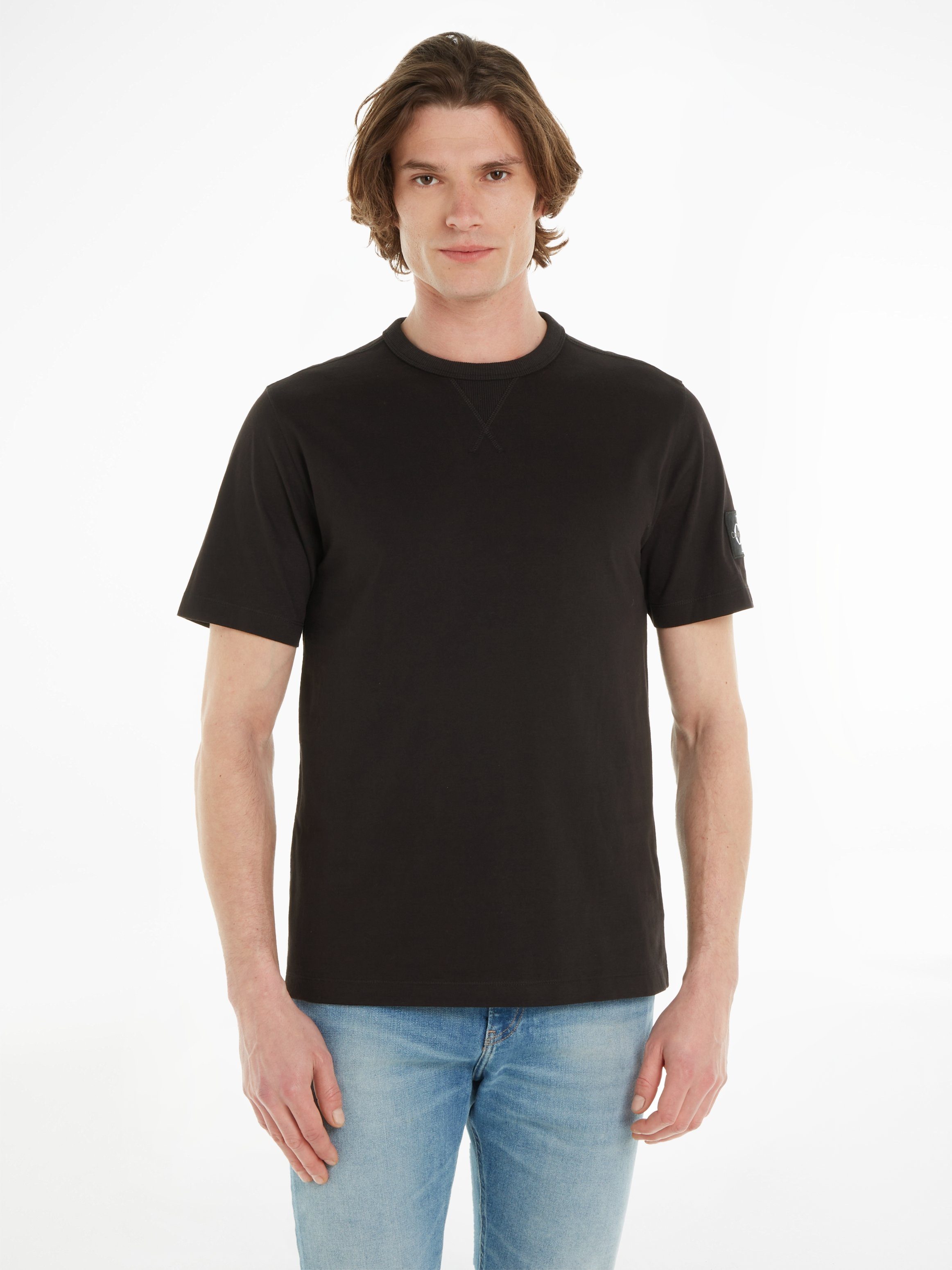 BADGE REGULAR Klein Calvin schwarz T-Shirt TEE Jeans