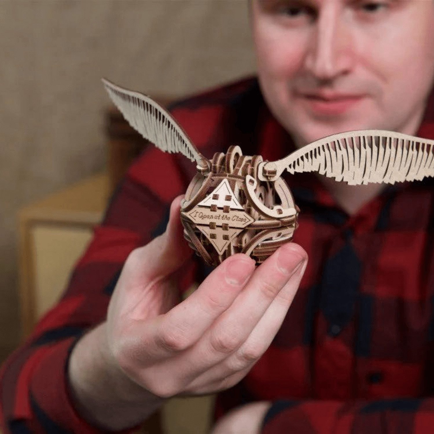 UGEARS Modellbausatz Goldener Schnatz Harry Potter aus Holz, (120-tlg)