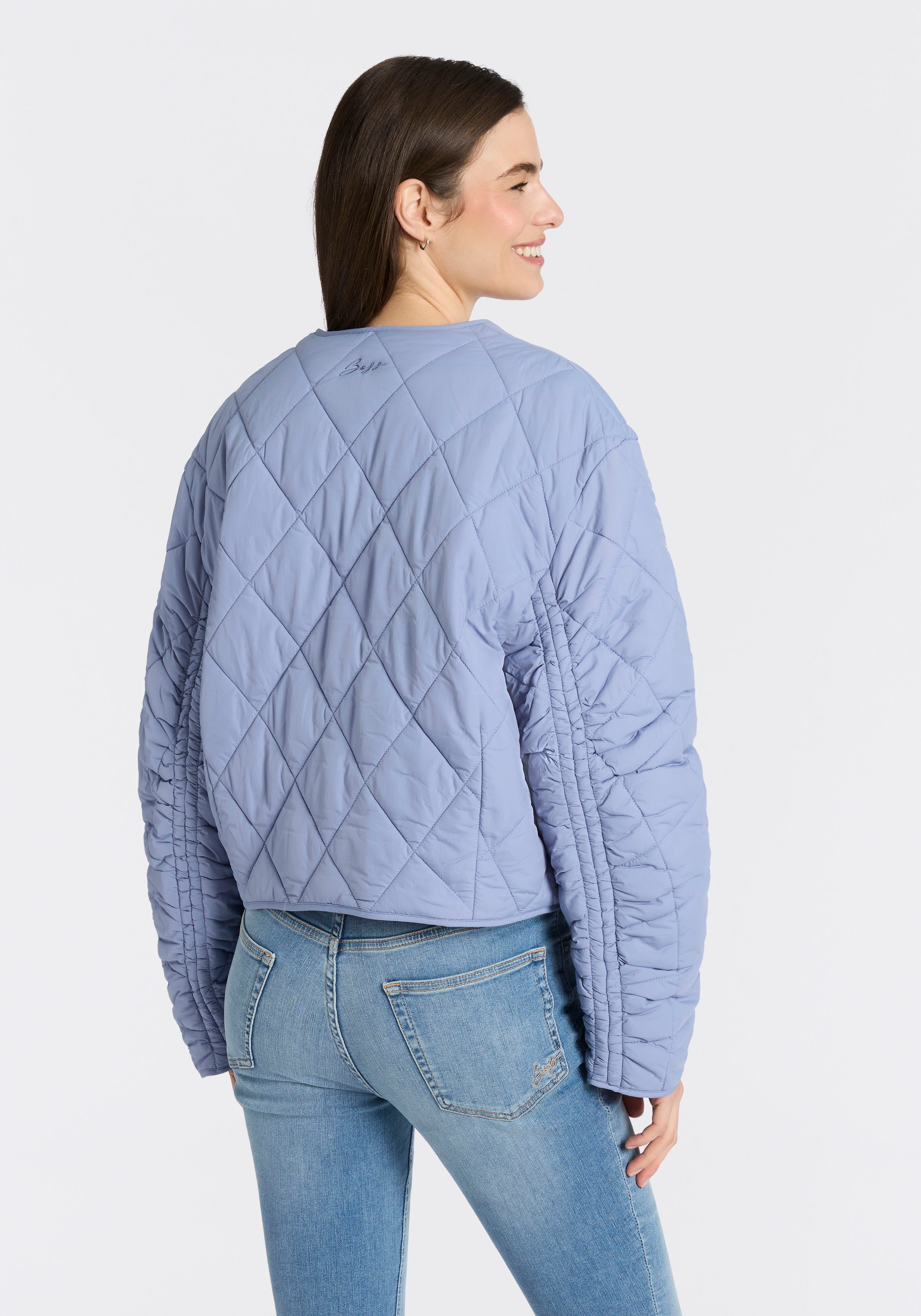BOSS ORANGE Steppjacke Paressa Premium Damenmode Übergangsjacke mit Raffung an den Ärmeln
