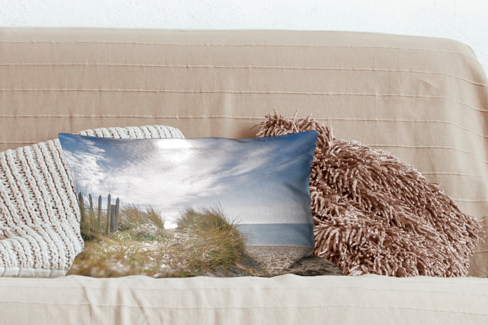 MuchoWow Dekokissen Sonne - Wolken mit Strand, Dekoration, Füllung, - Wohzimmer Zierkissen, Dekokissen Schlafzimmer