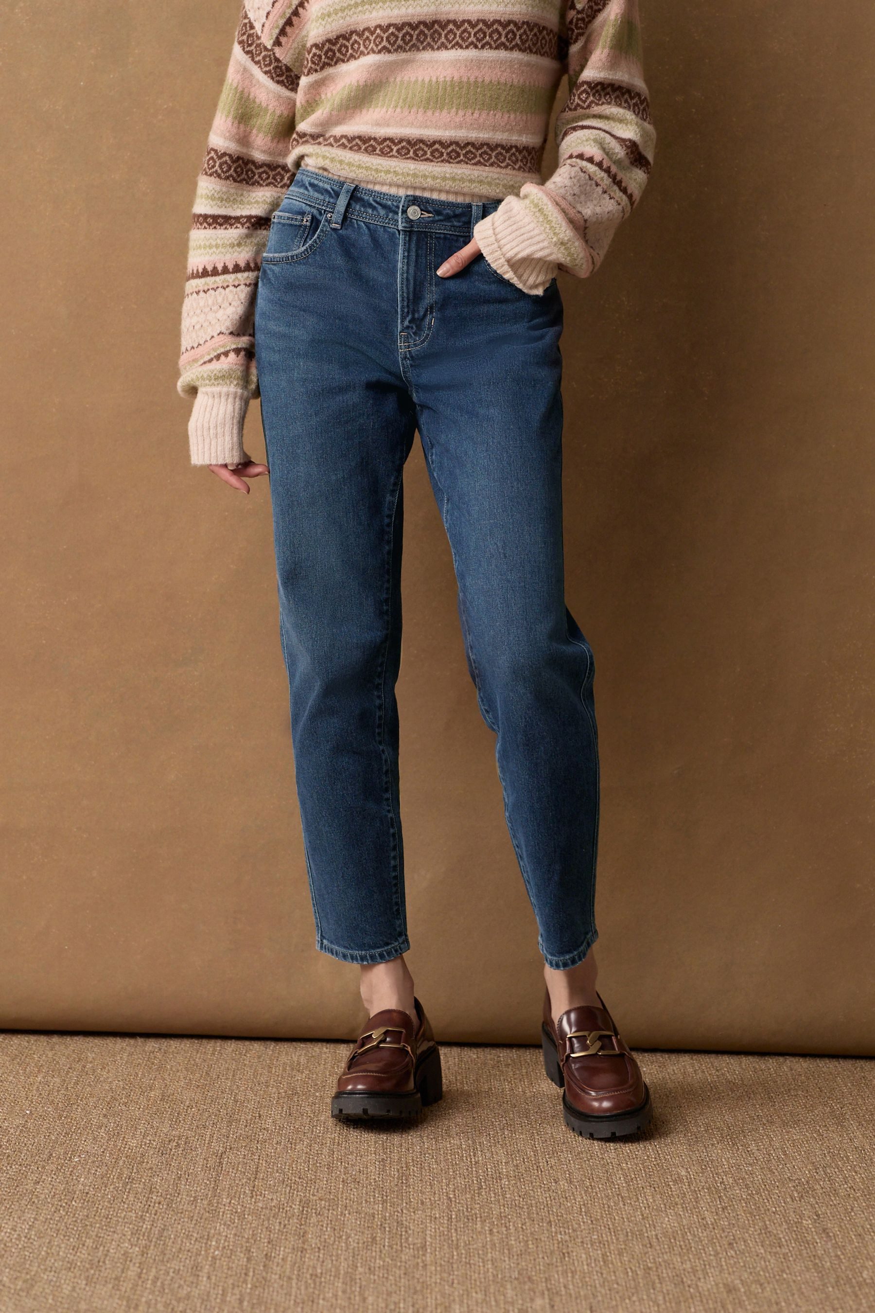 Next Mom-Jeans Mom Jeans mit Komfort-Stretch, Kurzgröße (1-tlg)